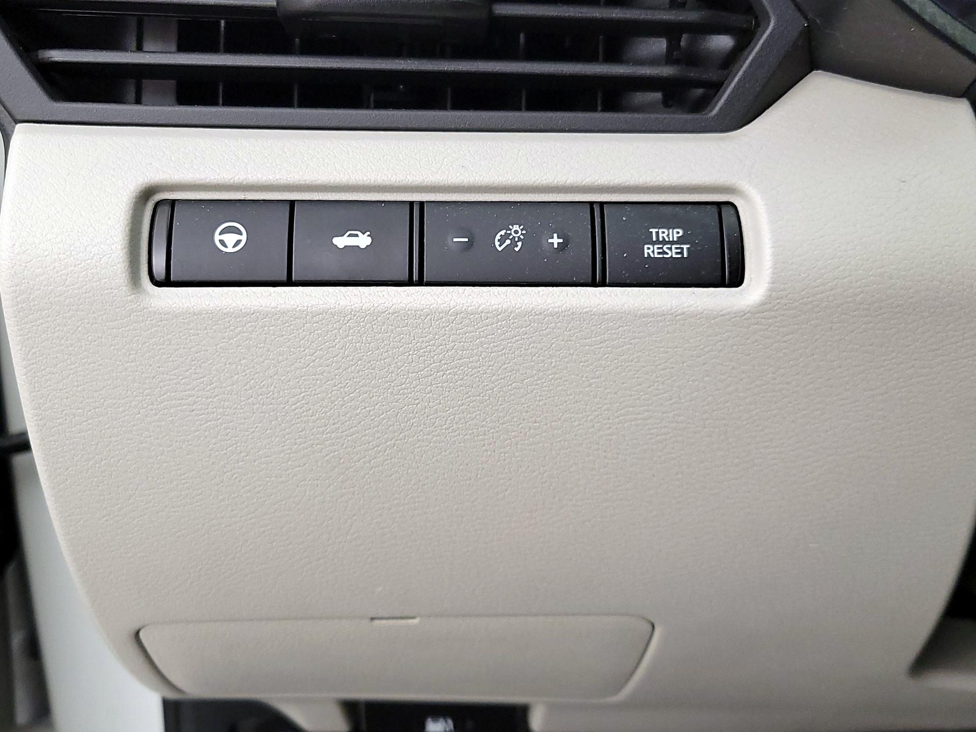 Thumbnail: 2022 Nissan Altima - 13