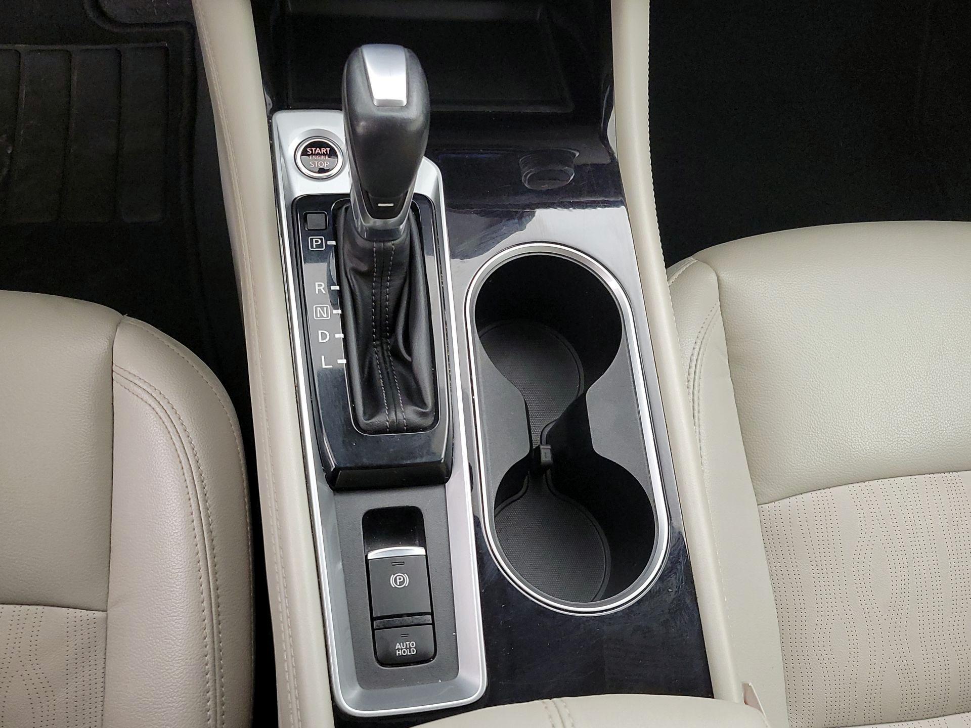 Thumbnail: 2022 Nissan Altima - 18