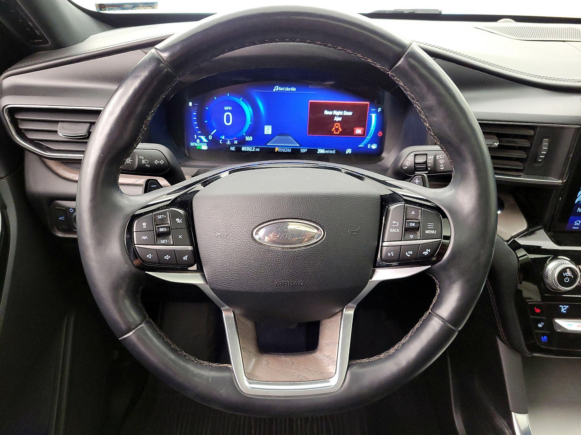 Thumbnail: 2021 Ford Explorer - 10