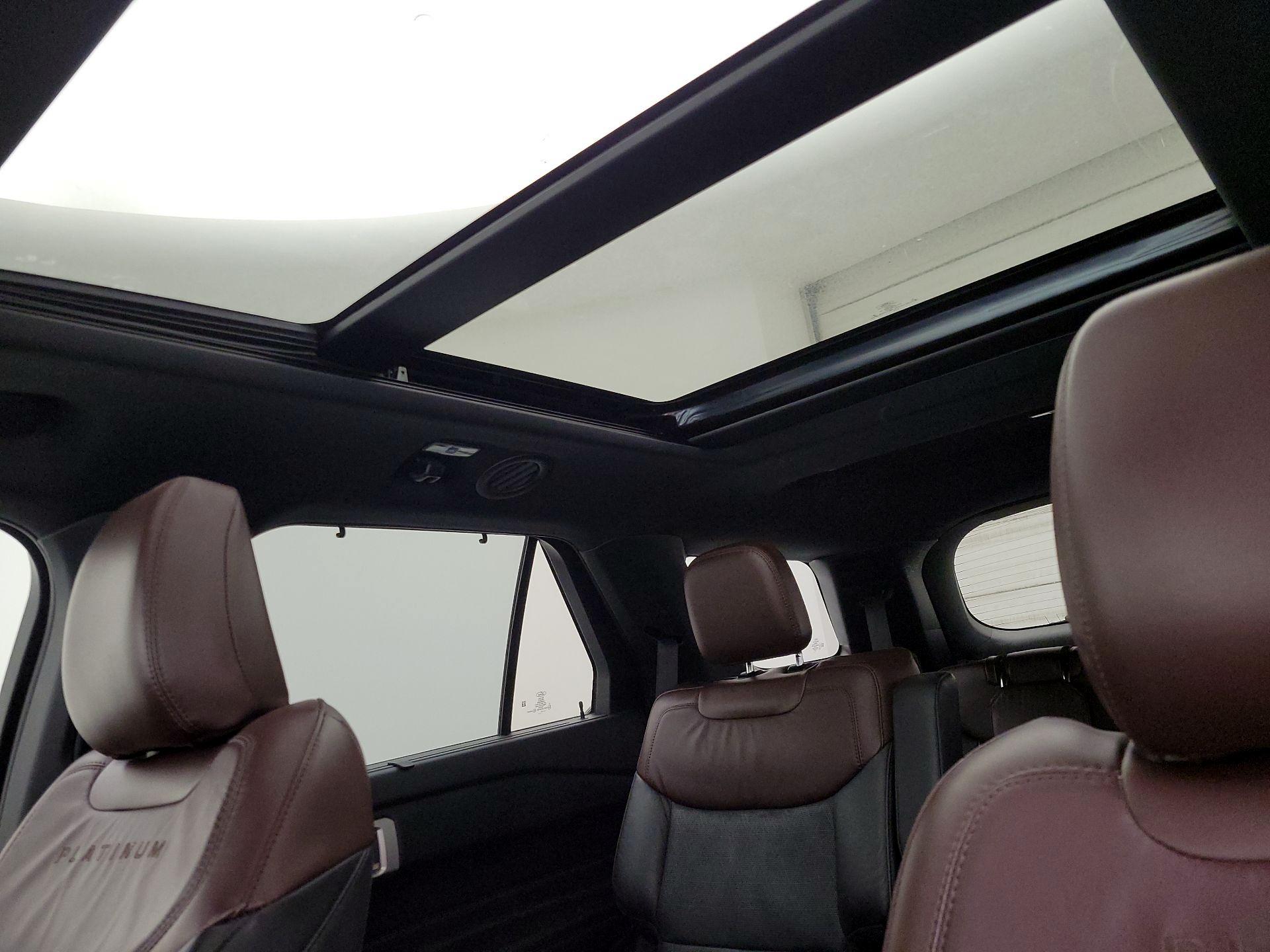 Thumbnail: 2021 Ford Explorer - 20