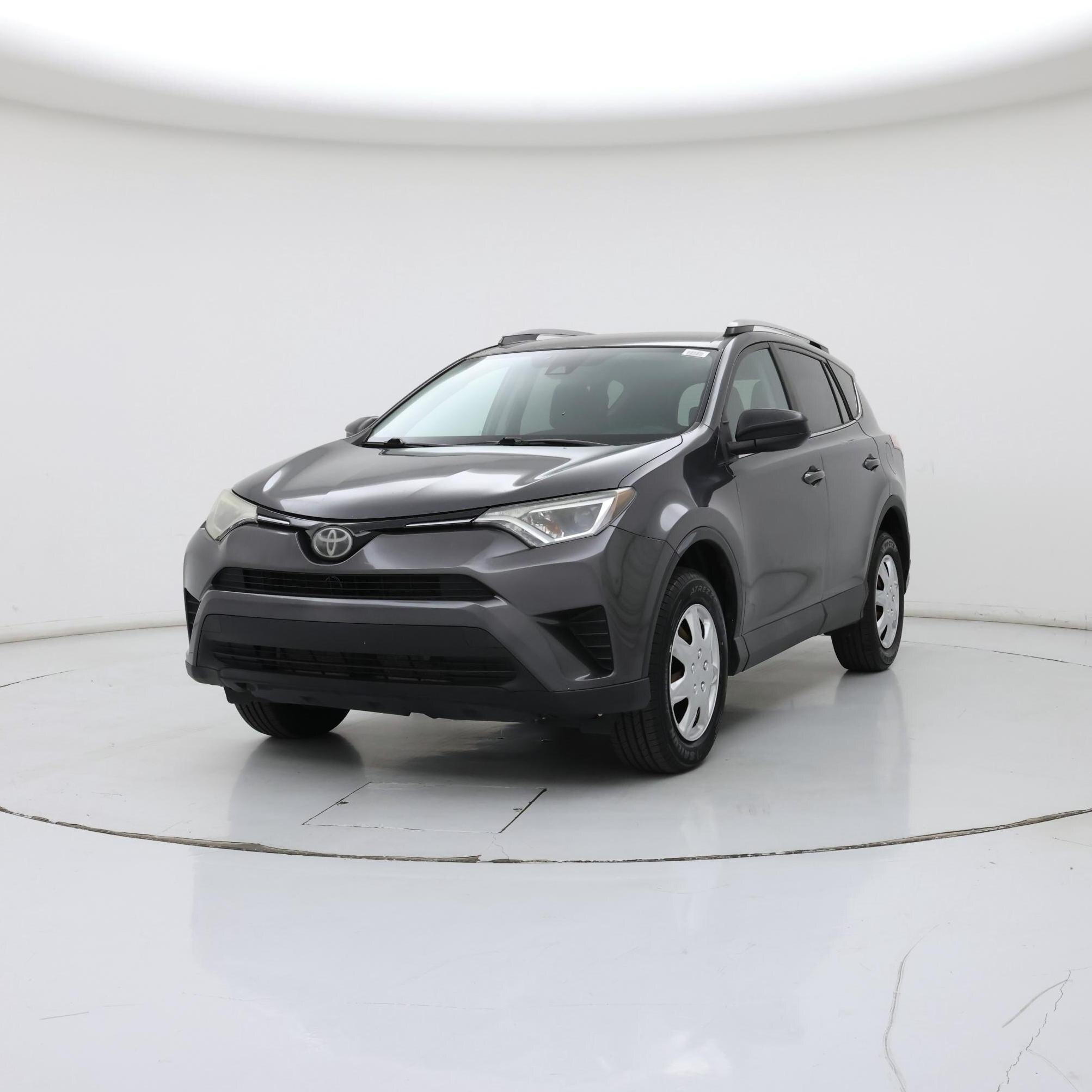 Thumbnail: 2018 Toyota RAV4 - 4