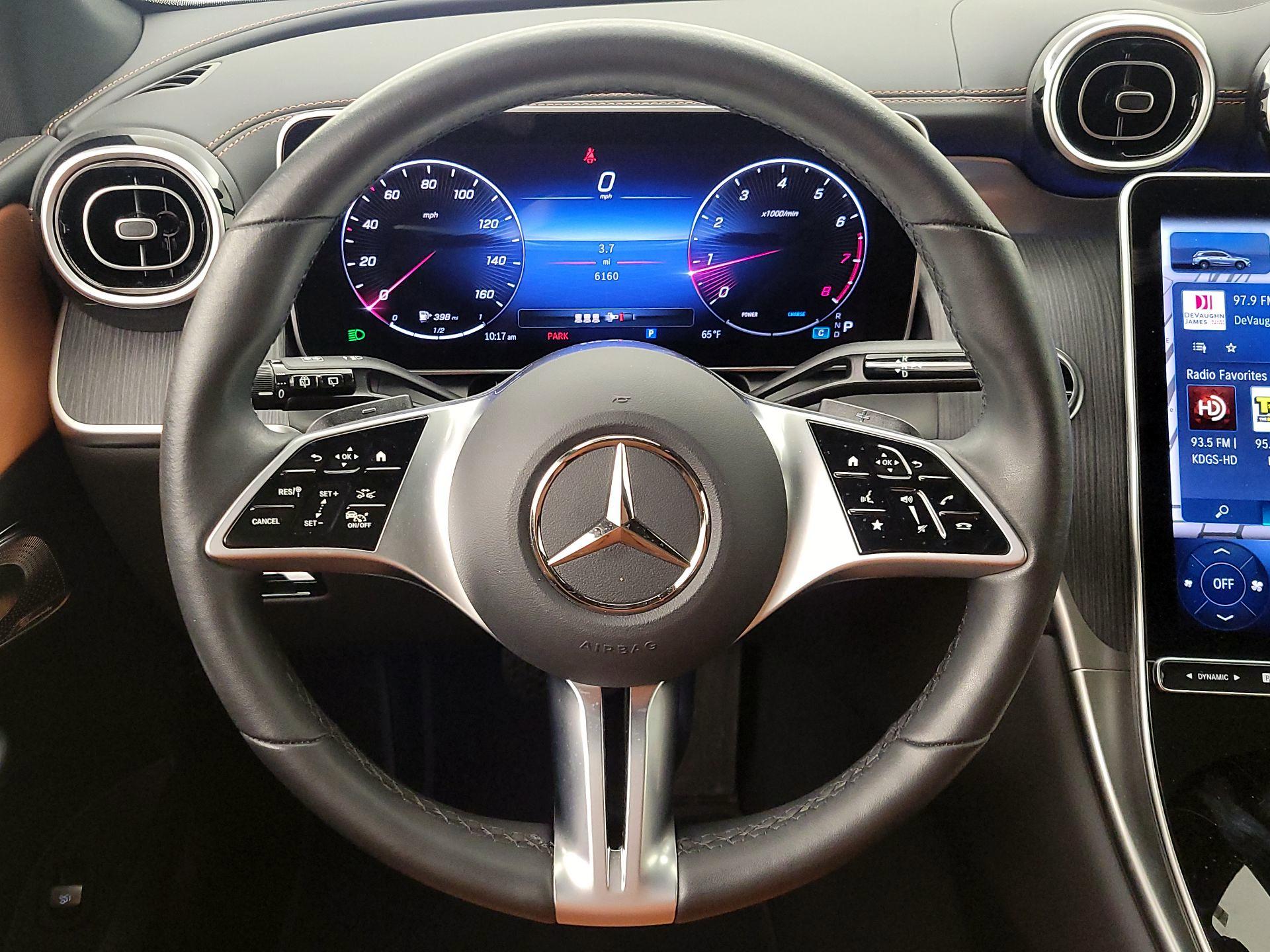 Thumbnail: 2024 Mercedes-Benz GLC - 10