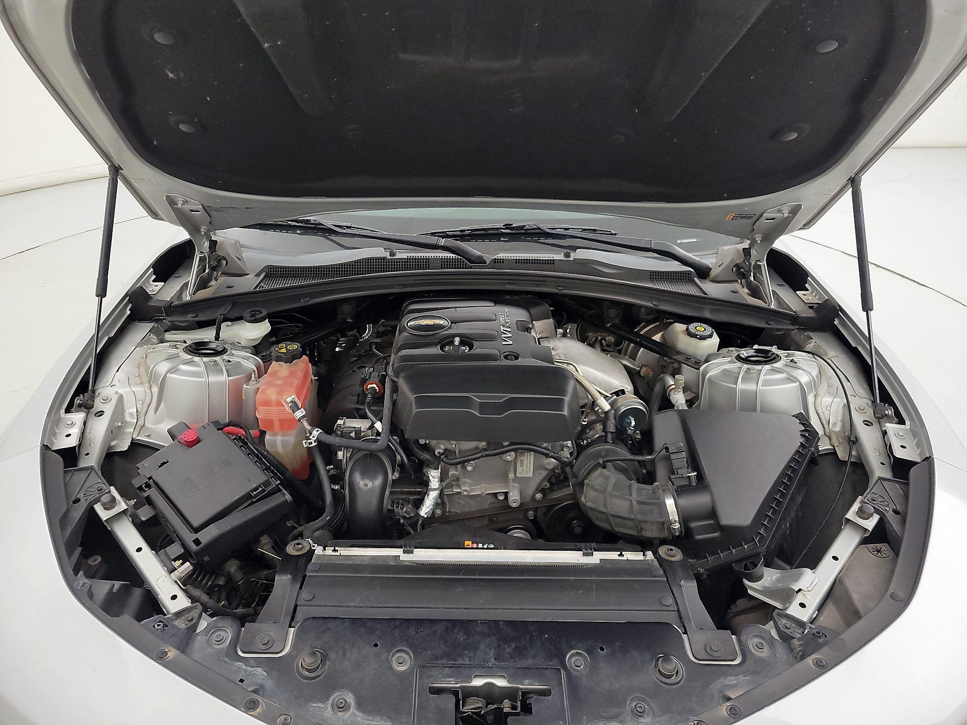 Thumbnail: 2018 Chevrolet Camaro - 18