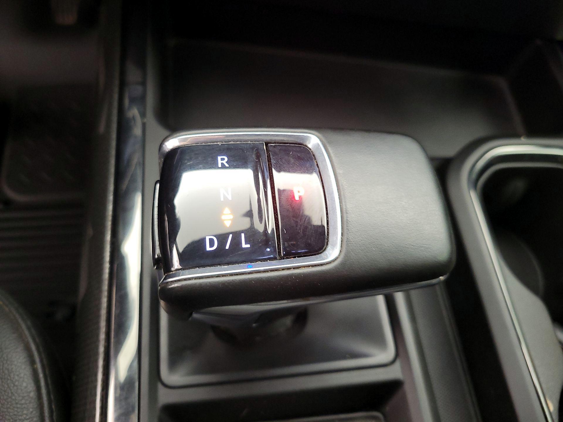 Thumbnail: 2023 Chevrolet Silverado 1500 - 17