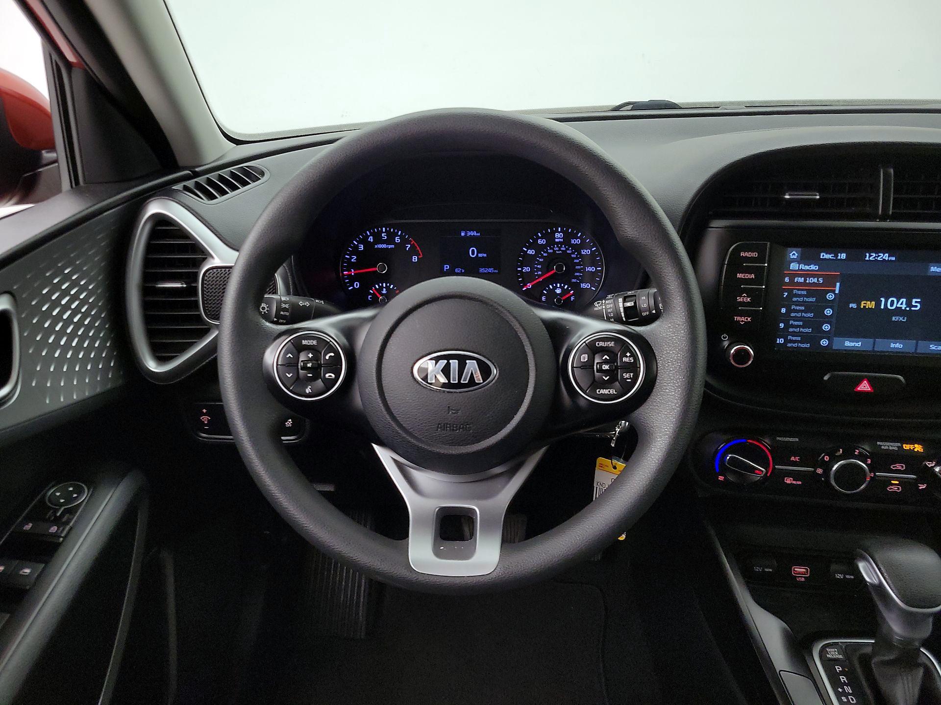 Thumbnail: 2020 Kia Soul - 10