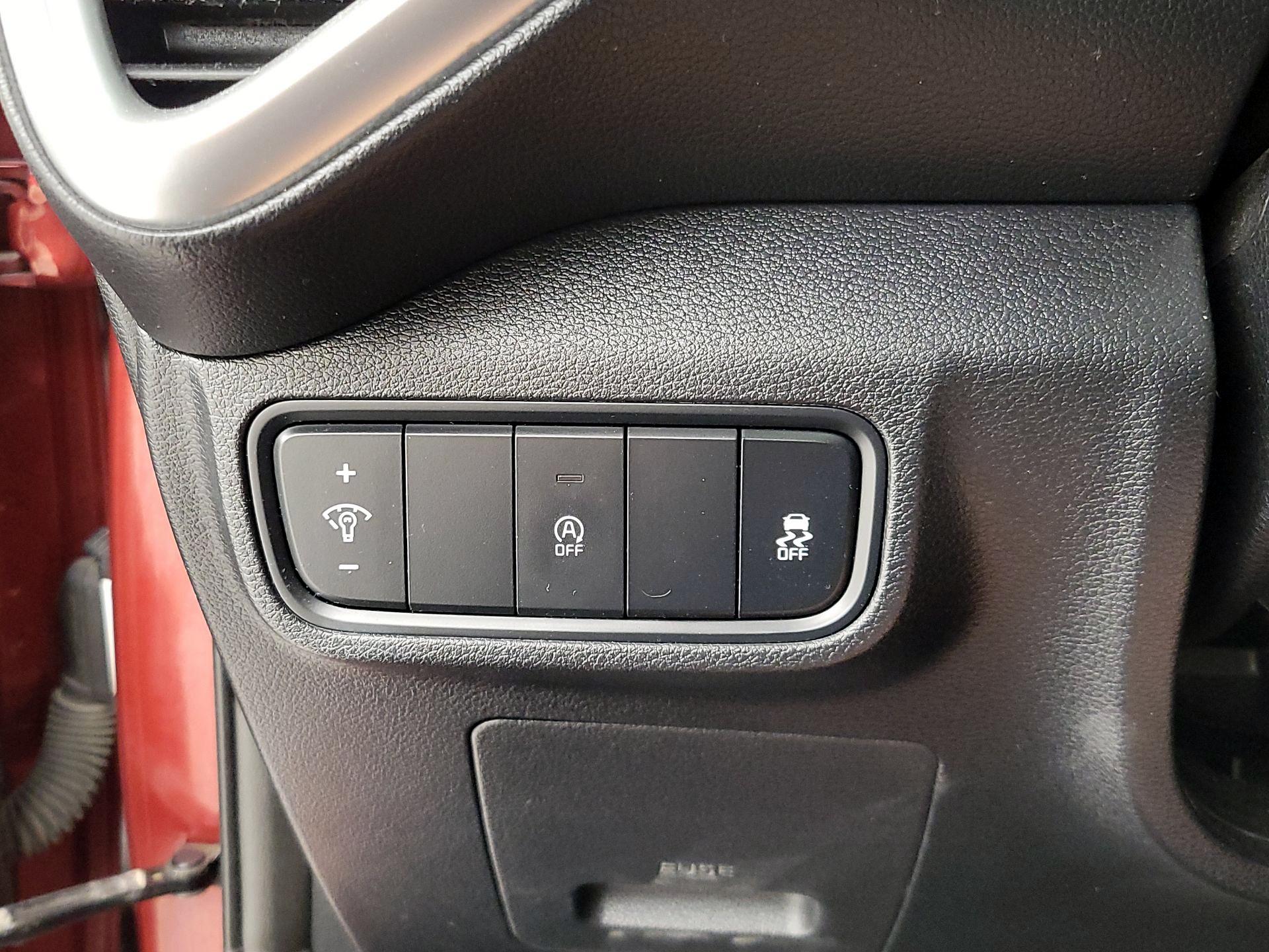 Thumbnail: 2020 Kia Soul - 13