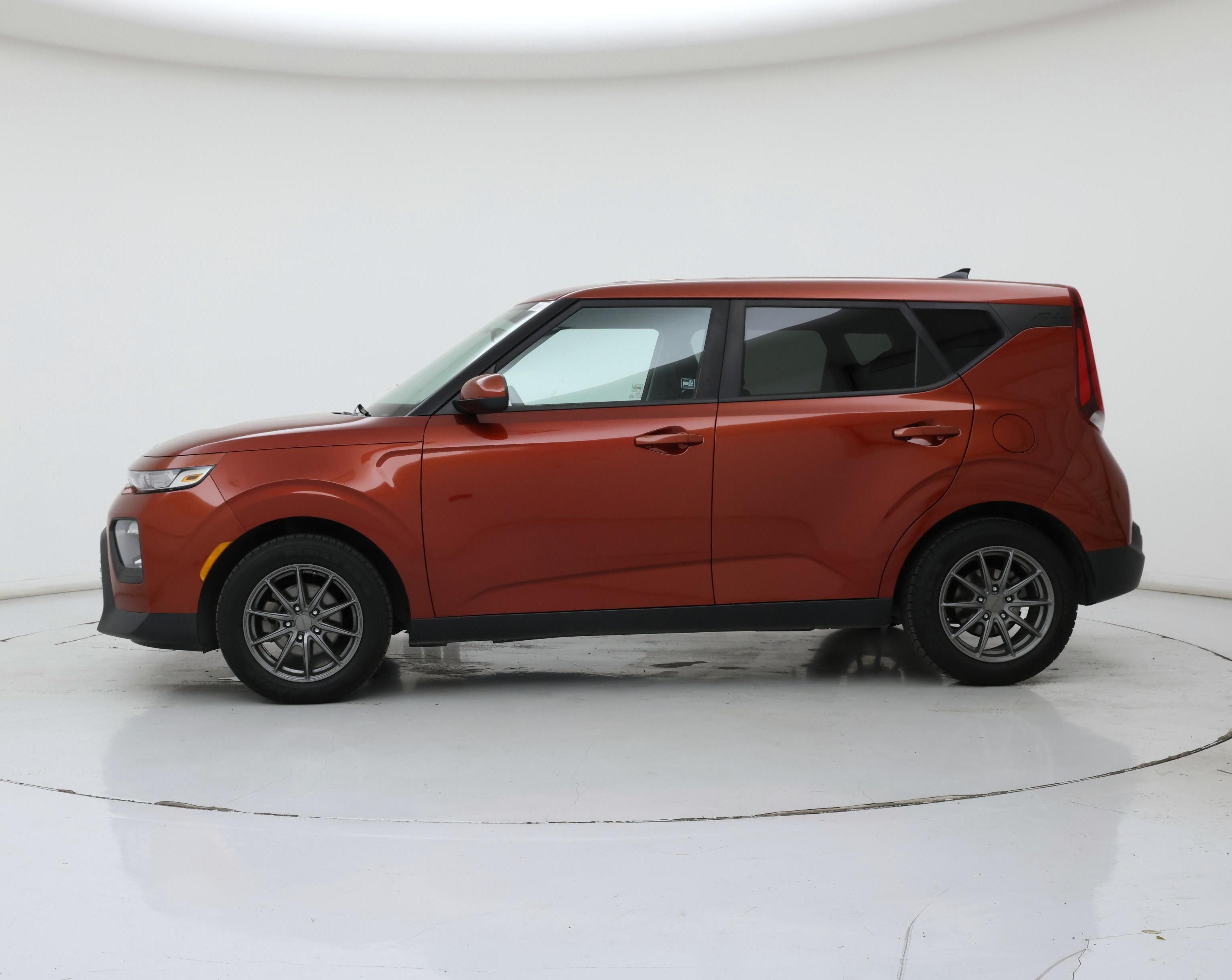 Thumbnail: 2020 Kia Soul - 3