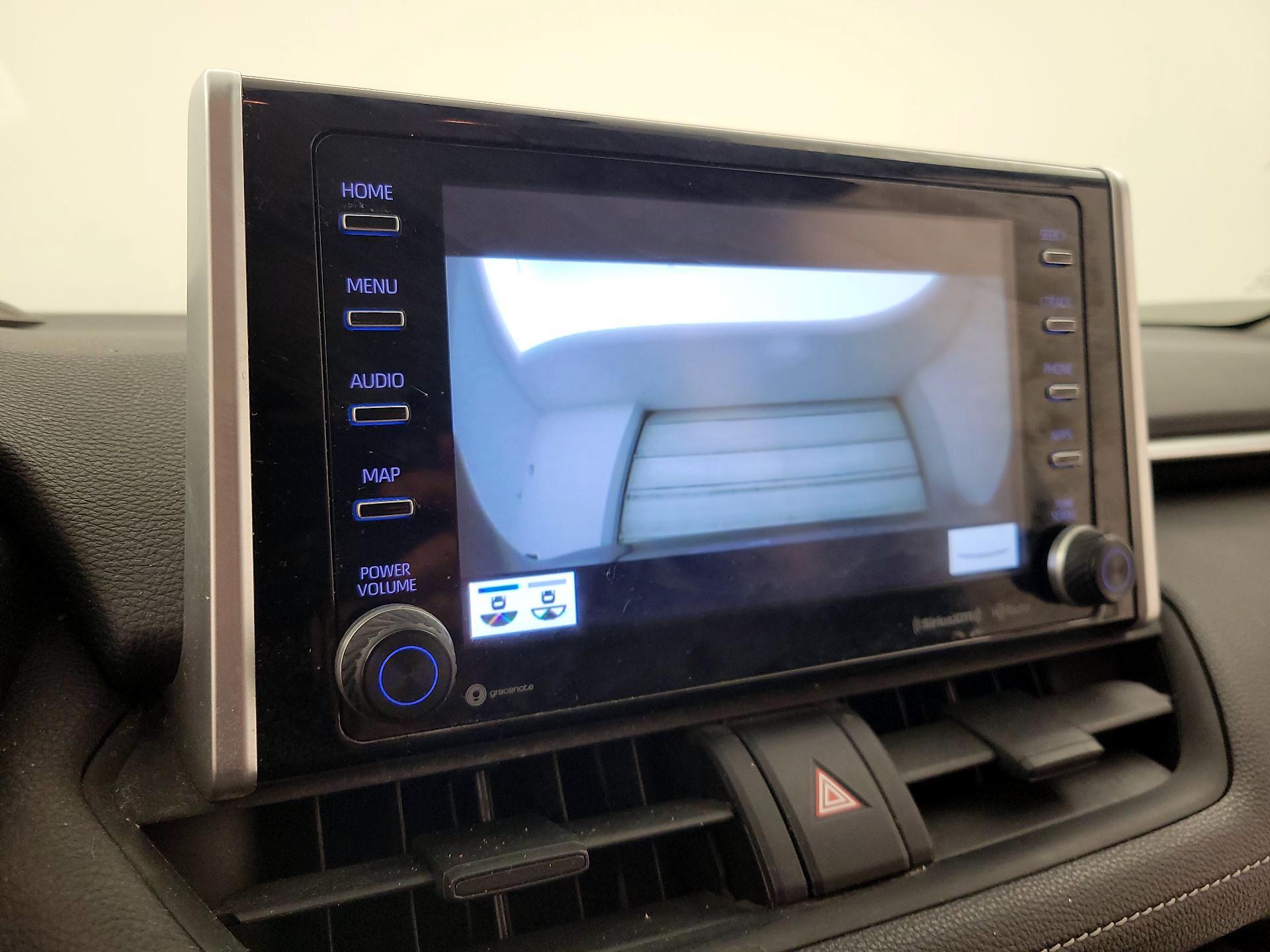 Thumbnail: 2019 Toyota RAV4 - 14