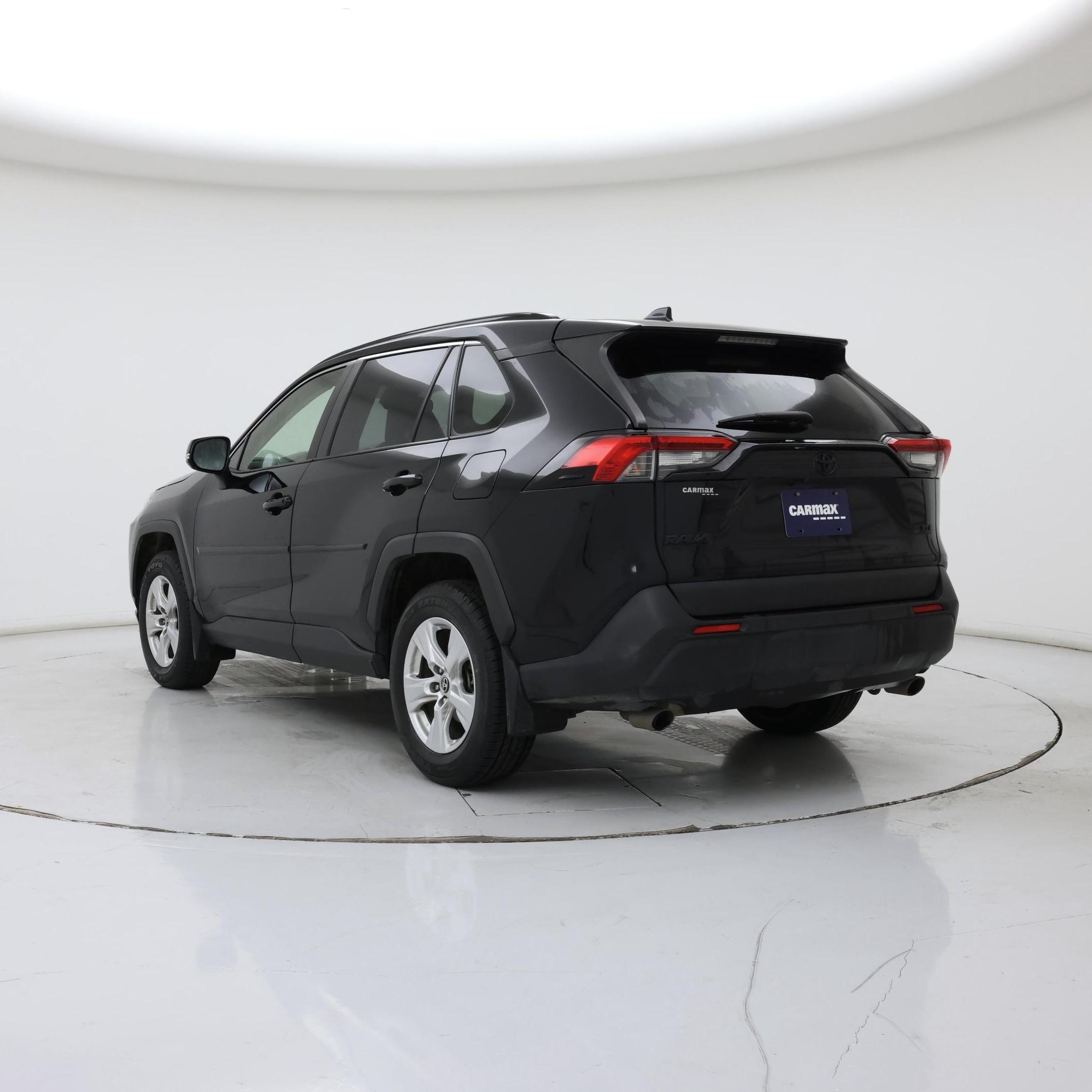 Thumbnail: 2019 Toyota RAV4 - 2
