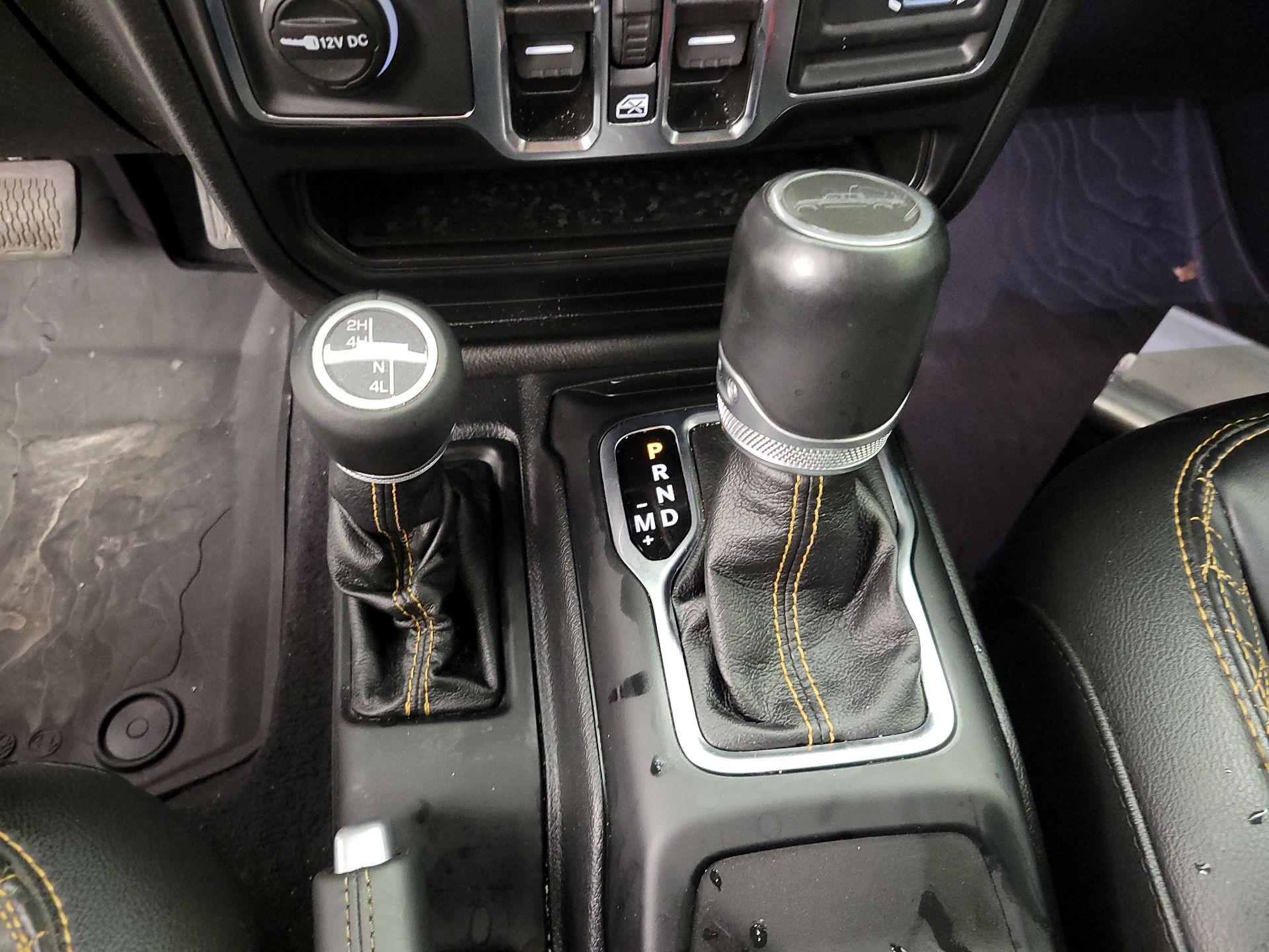 Thumbnail: 2021 Jeep Gladiator - 18