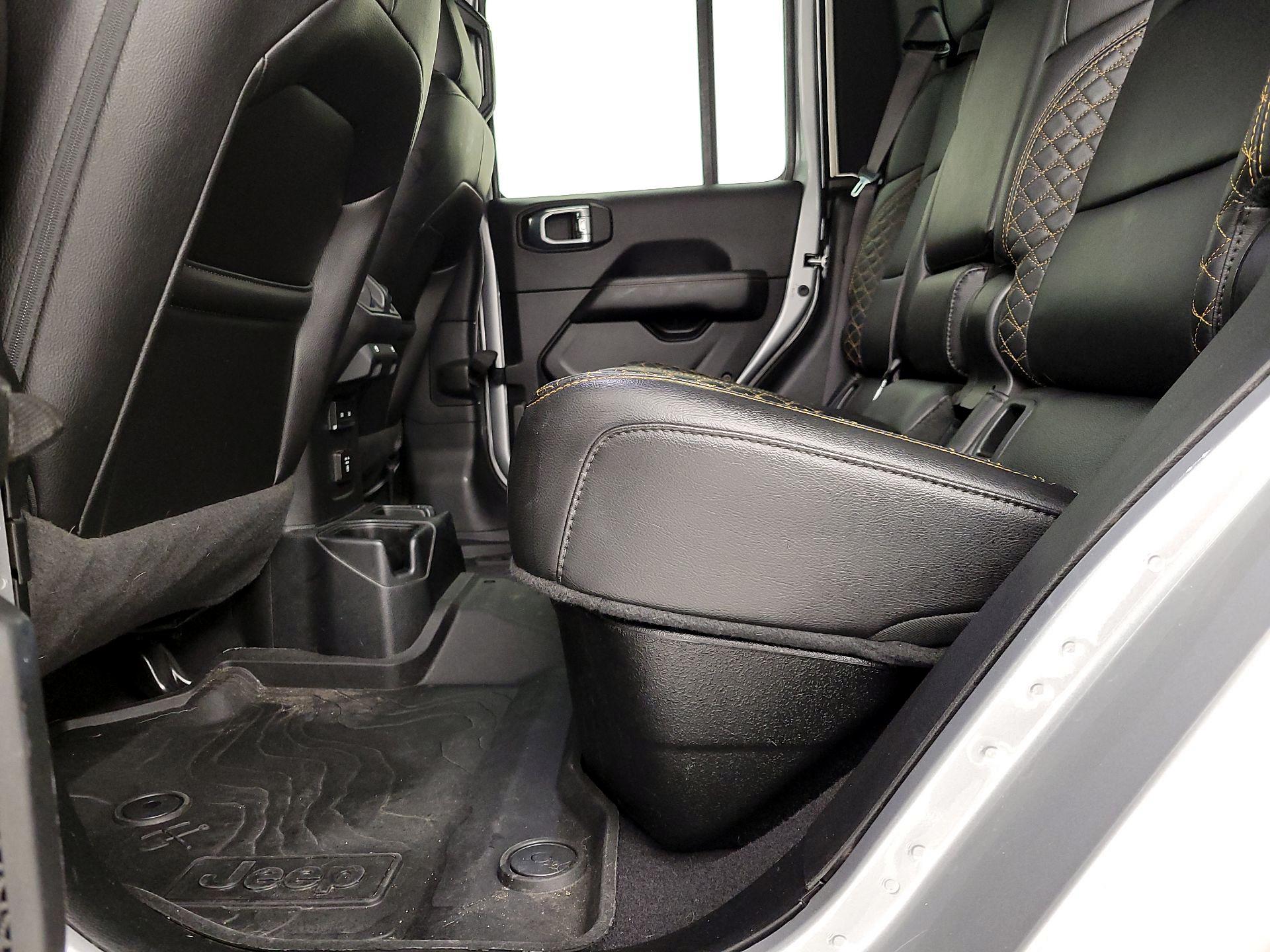 Thumbnail: 2021 Jeep Gladiator - 20