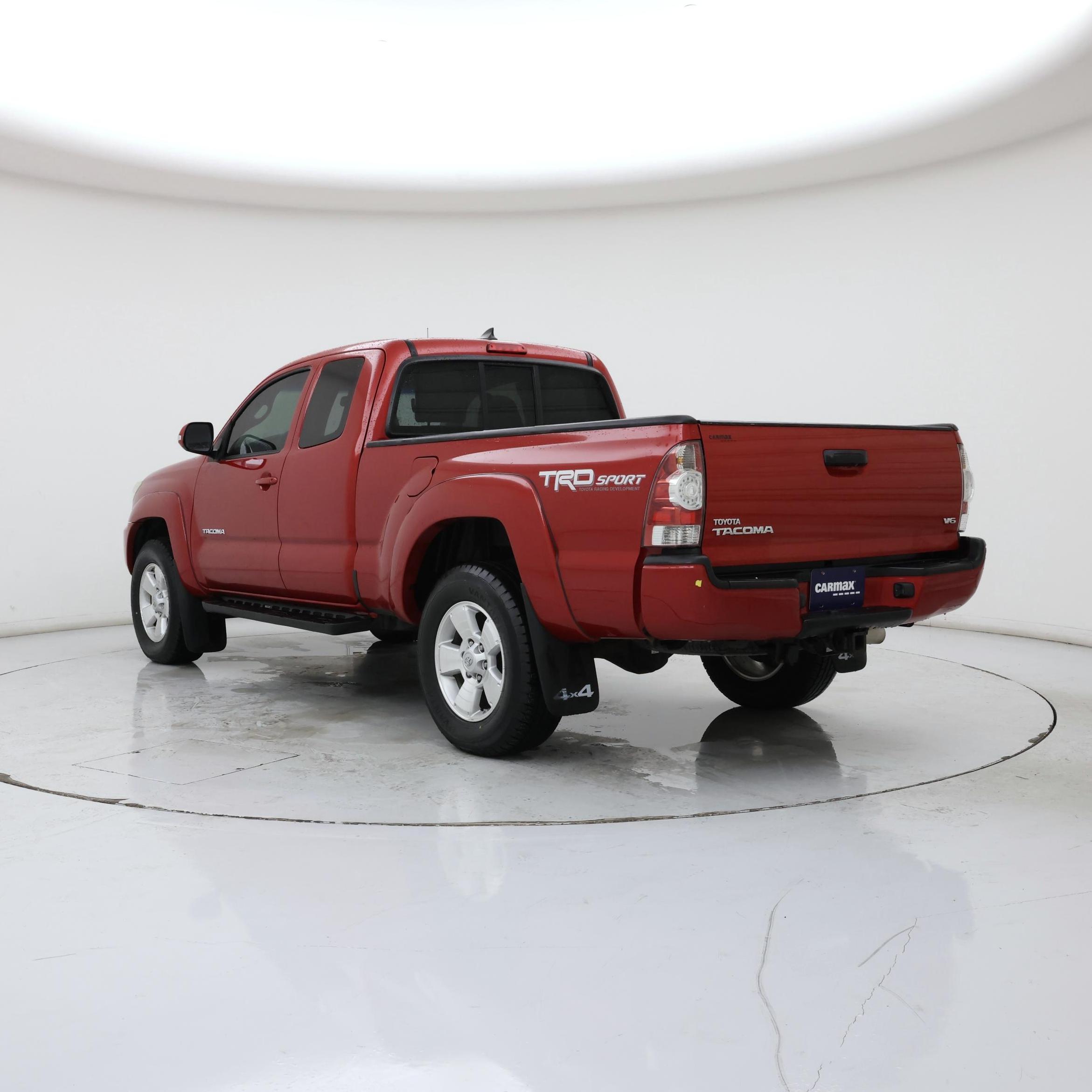 Thumbnail: 2015 Toyota Tacoma - 2