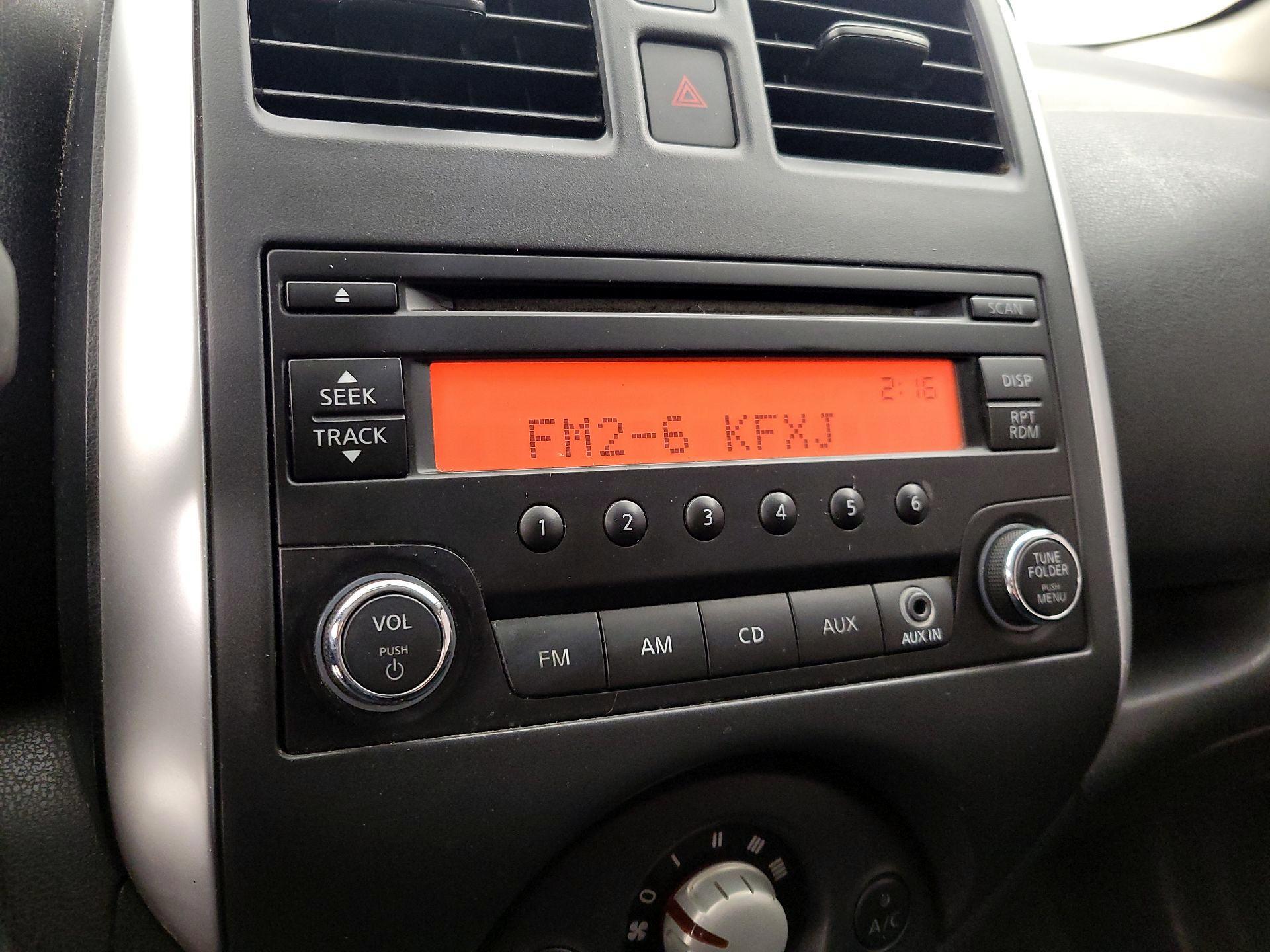 Thumbnail: 2014 Nissan Versa Note - 14