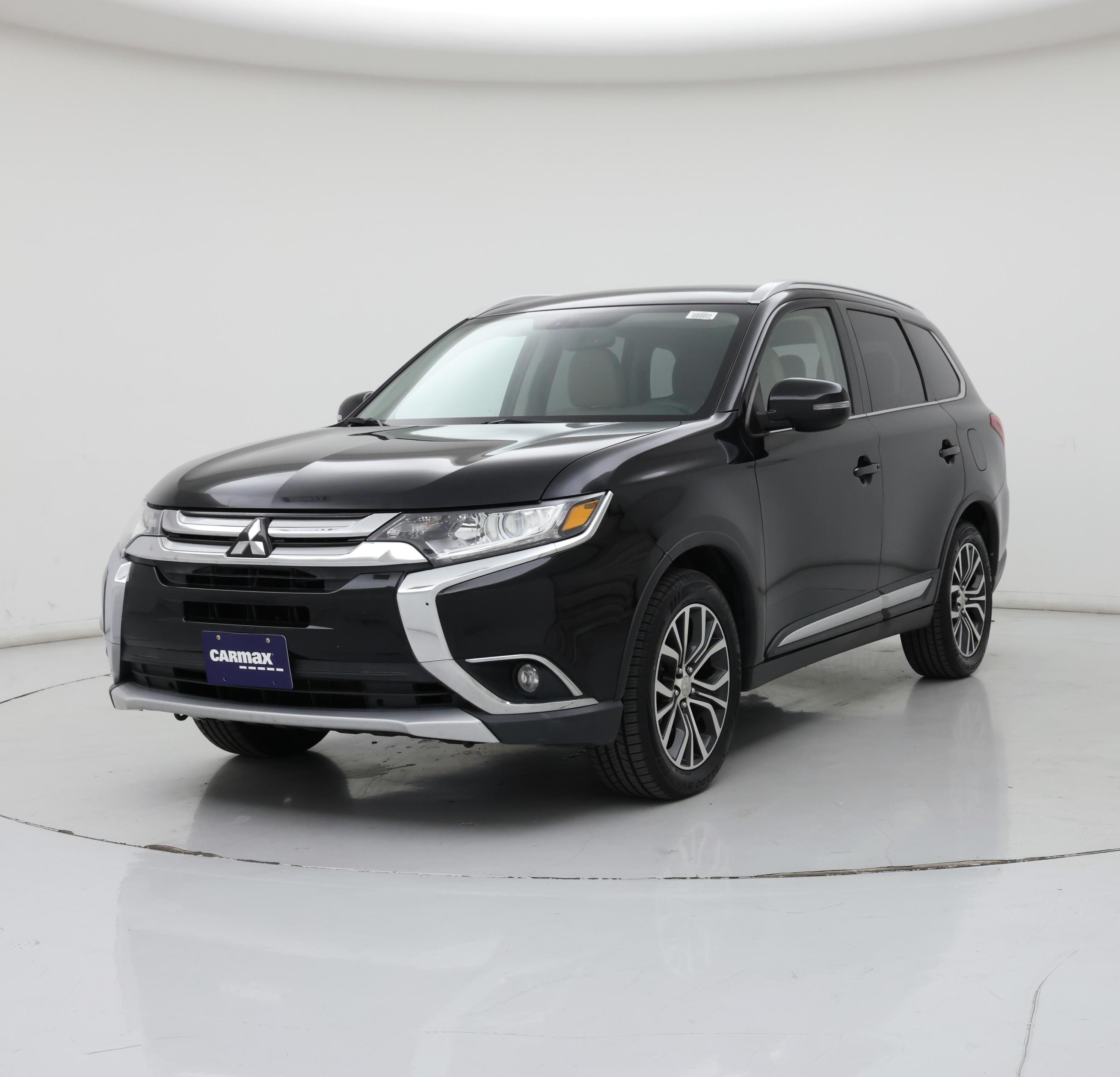 Thumbnail: 2017 Mitsubishi Outlander - 4