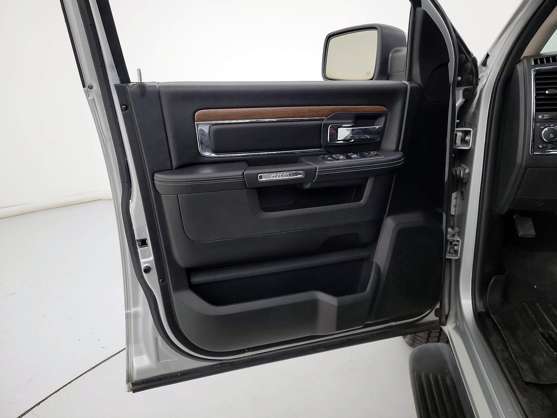 Thumbnail: 2017 RAM 1500 - 10