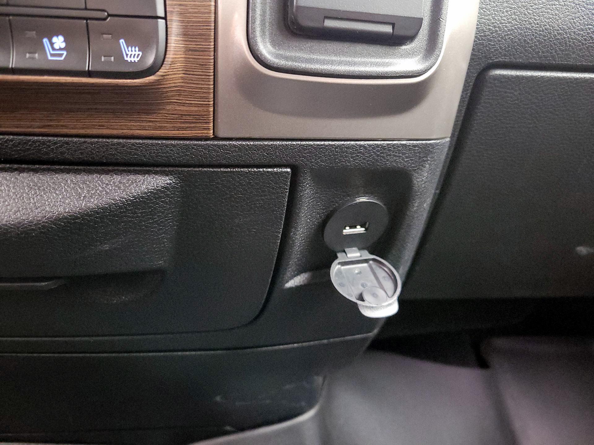 Thumbnail: 2017 RAM 1500 - 16