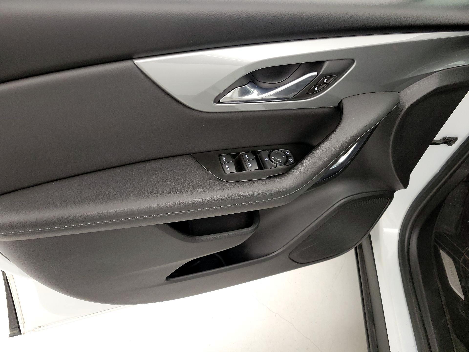 Thumbnail: 2020 Chevrolet Blazer - 12