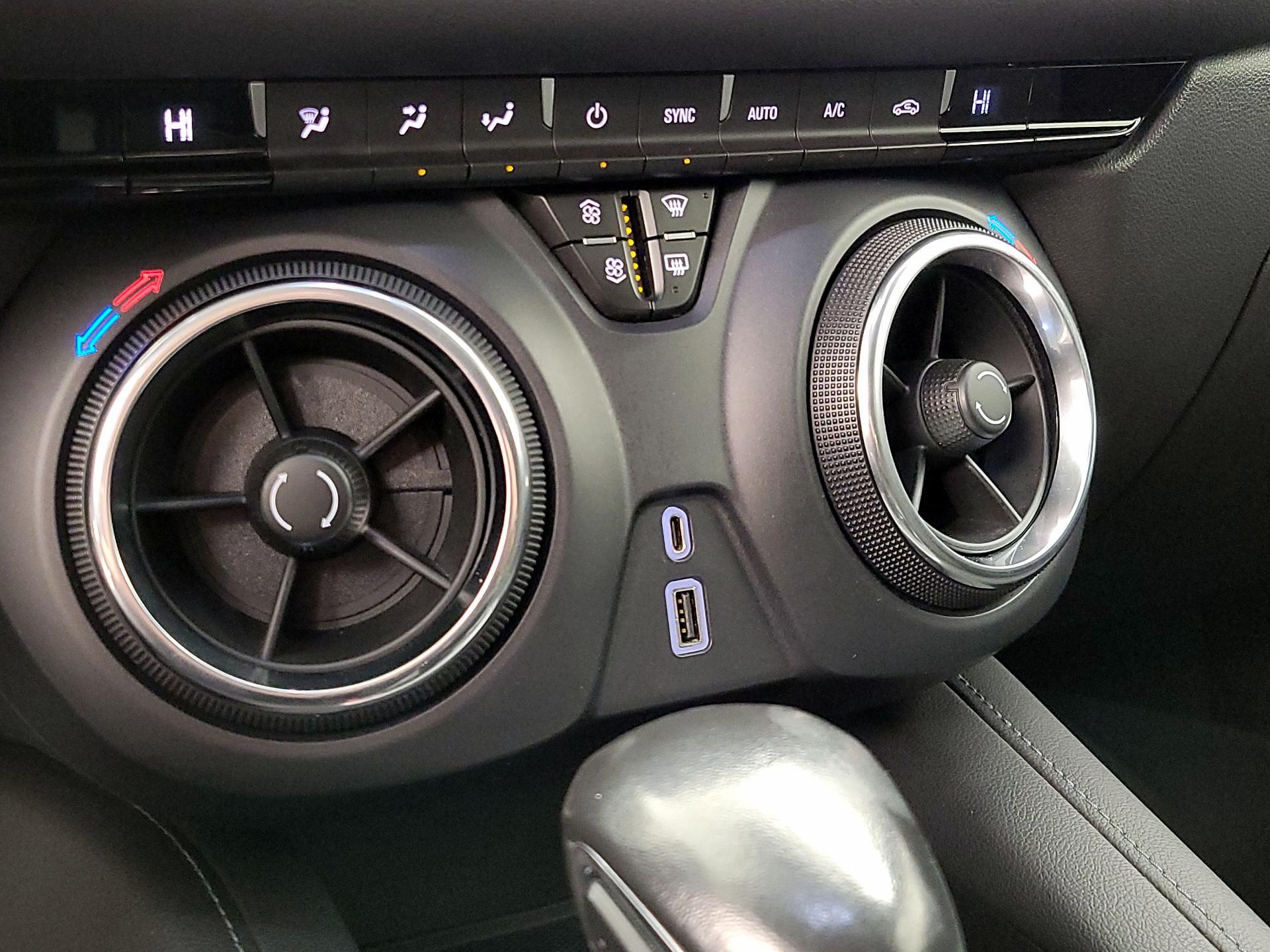 Thumbnail: 2020 Chevrolet Blazer - 16