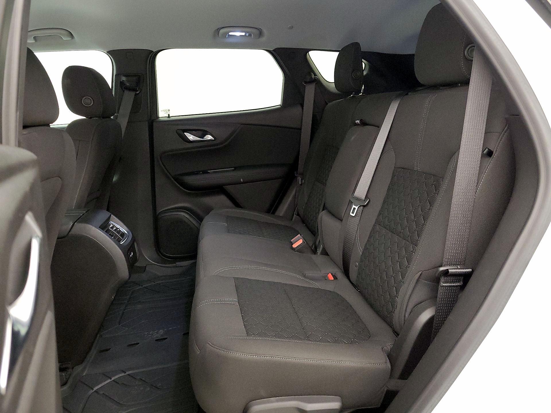 Thumbnail: 2020 Chevrolet Blazer - 19