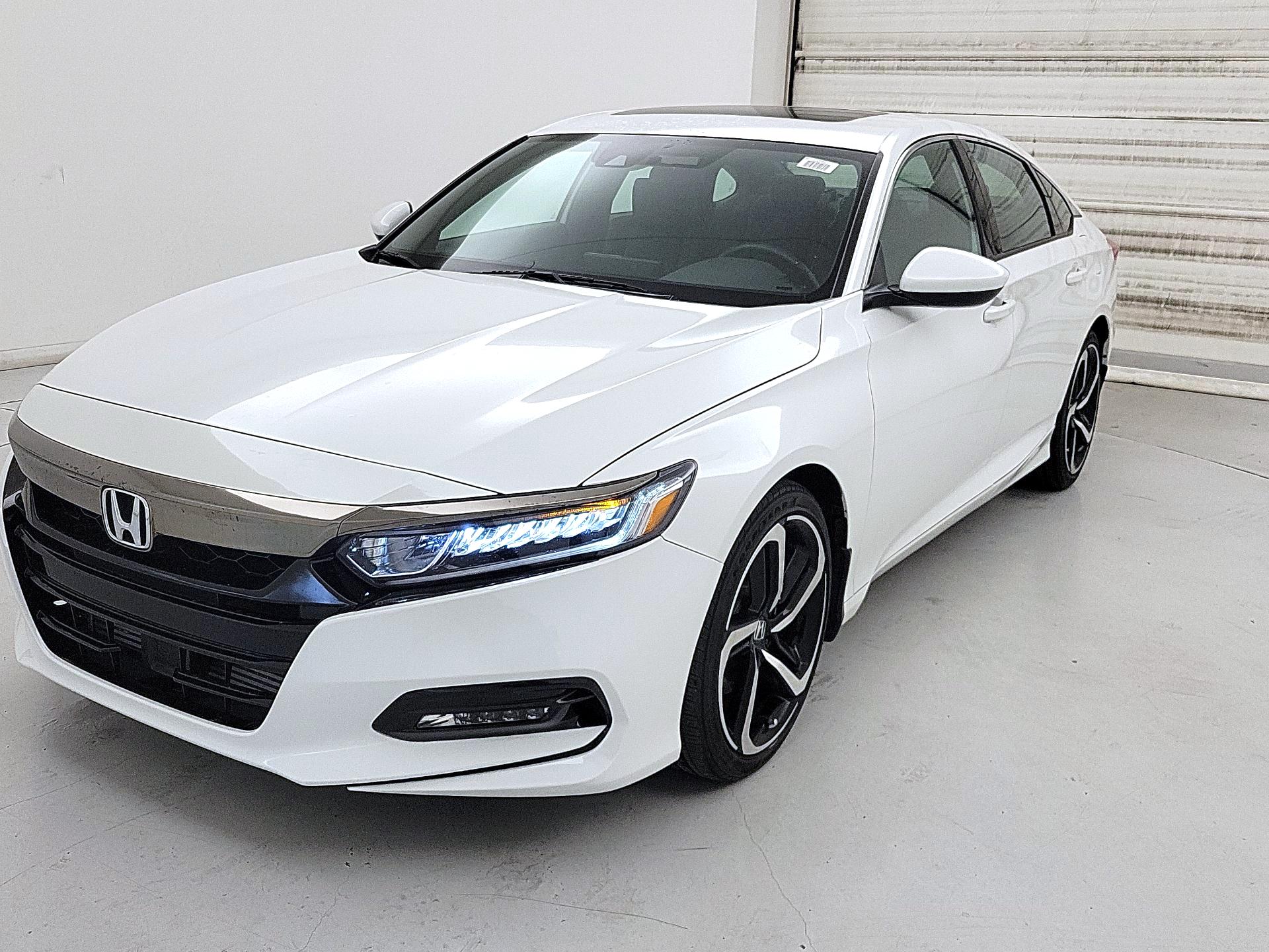 Thumbnail: 2018 Honda Accord - 3