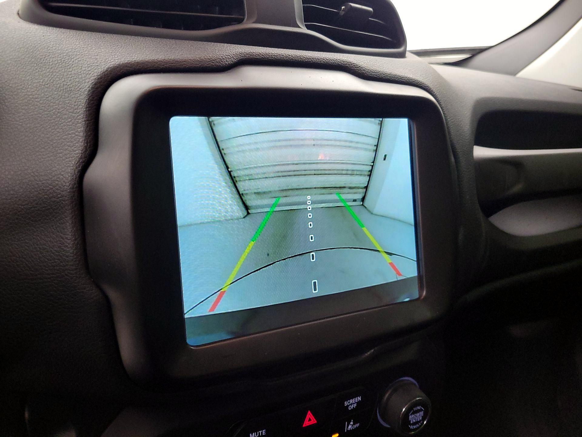 Thumbnail: 2021 Jeep Renegade - 13