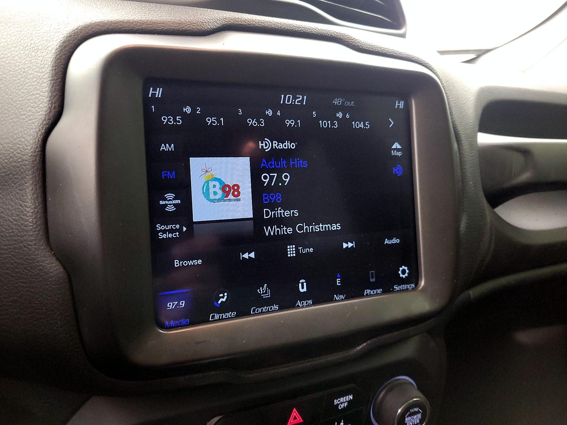 Thumbnail: 2021 Jeep Renegade - 14