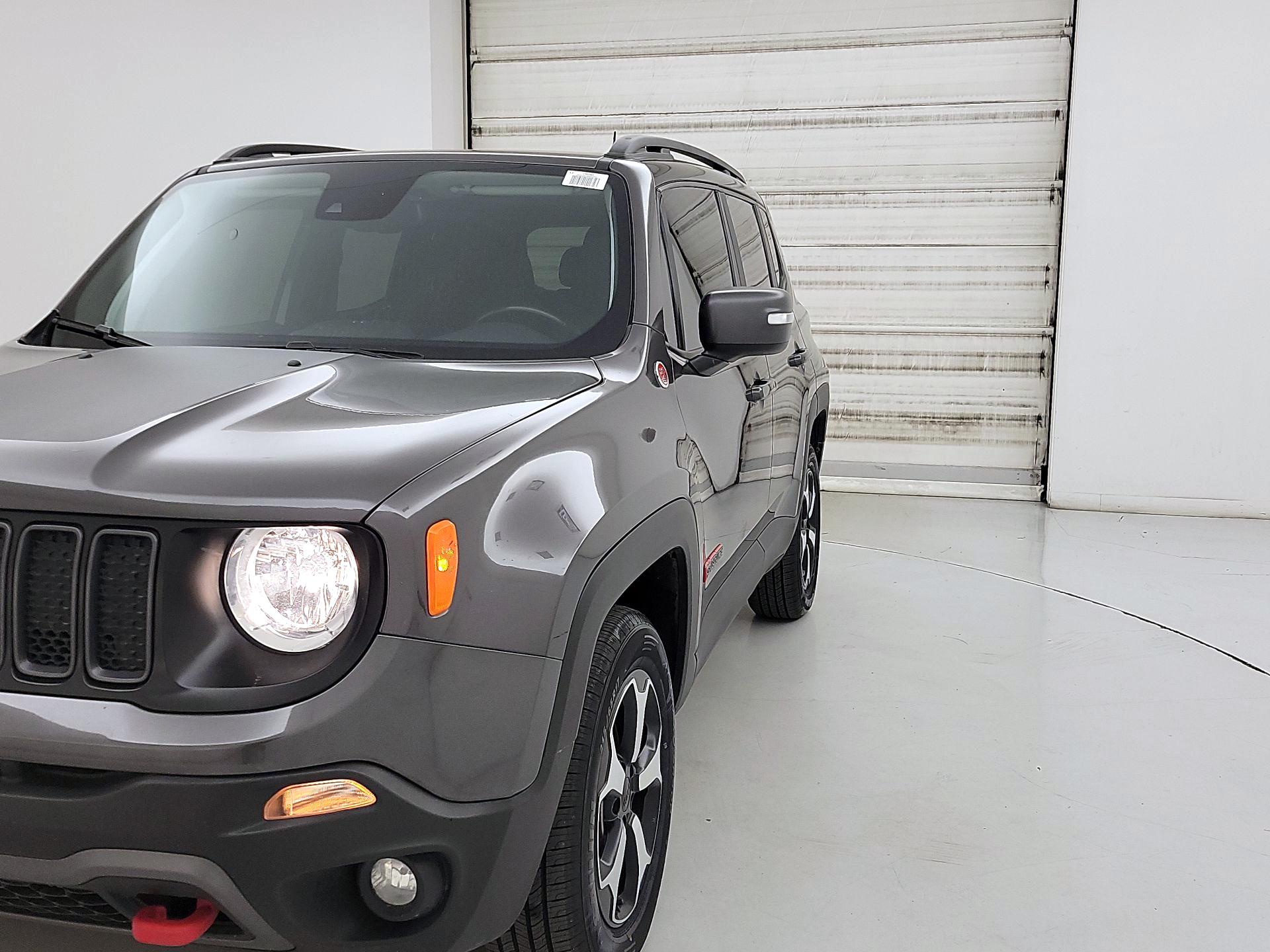 Thumbnail: 2021 Jeep Renegade - 3