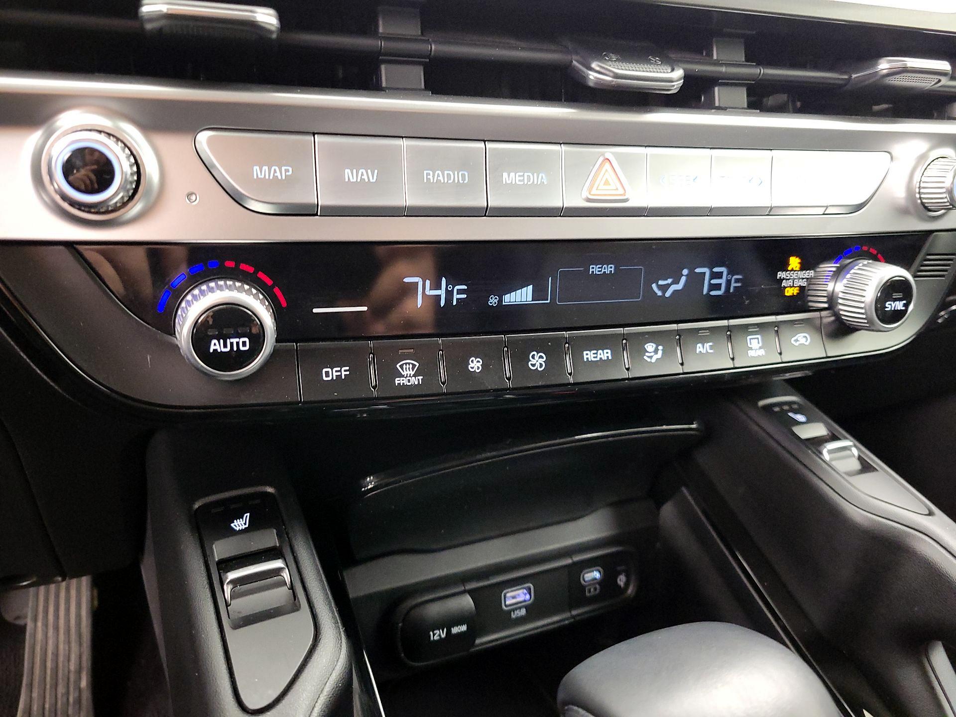 Thumbnail: 2023 Kia Telluride - 15