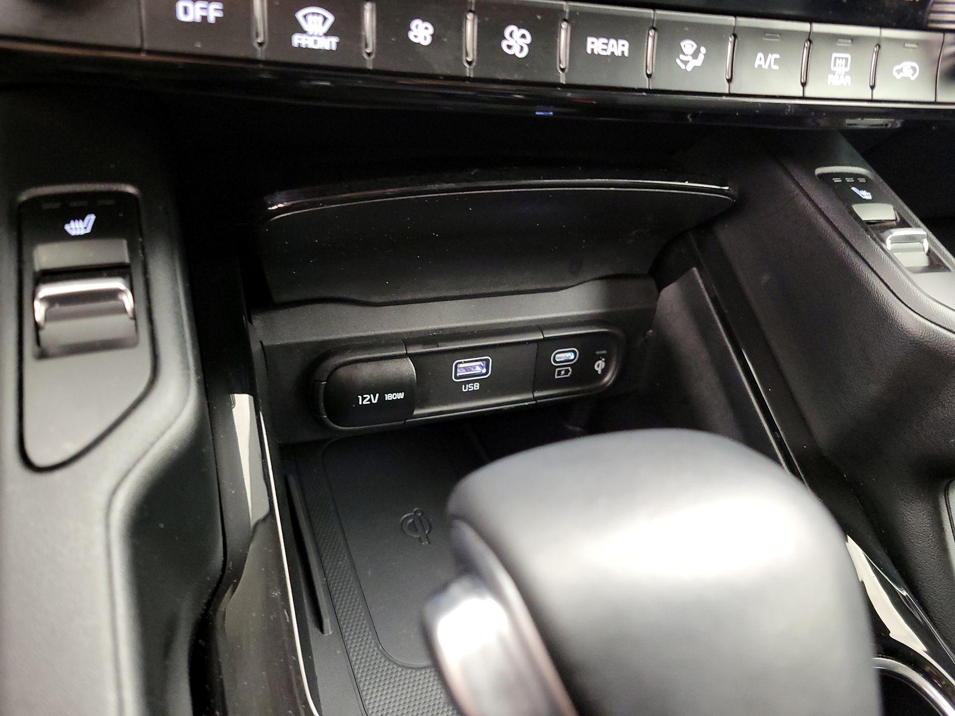 Thumbnail: 2023 Kia Telluride - 17