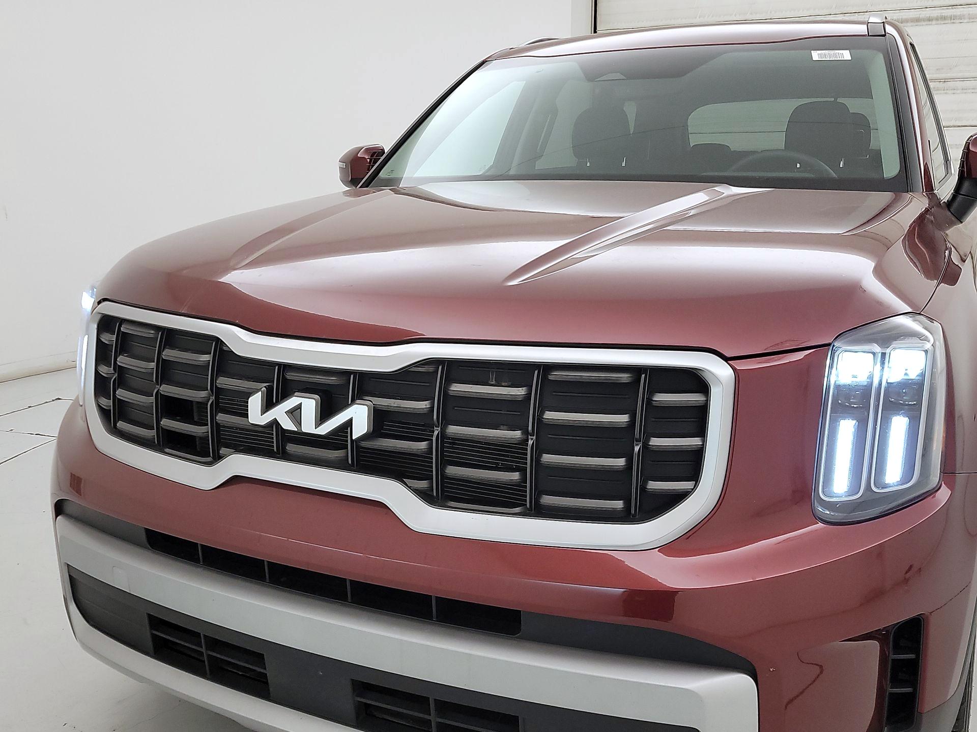 Thumbnail: 2023 Kia Telluride - 2