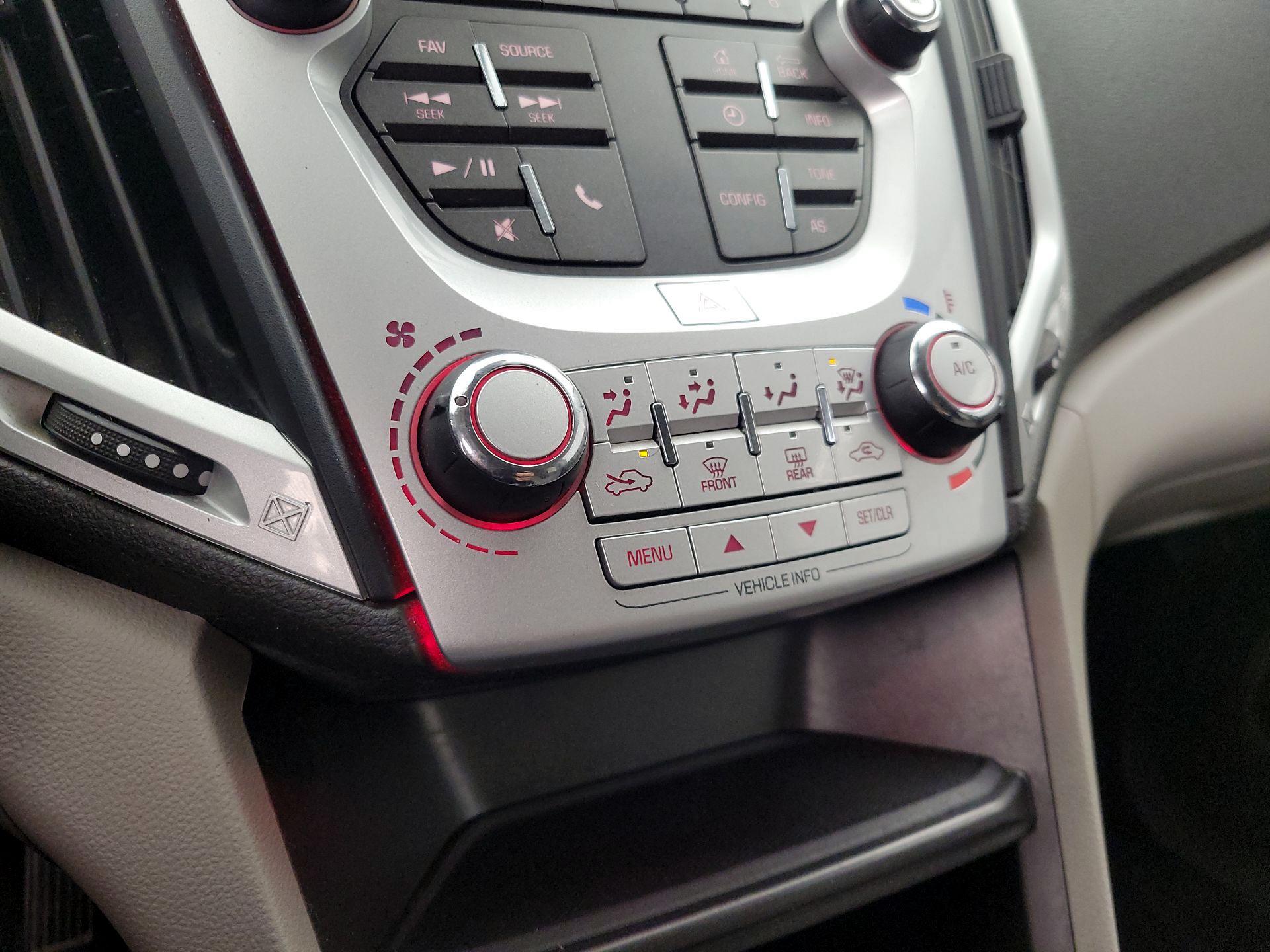 Thumbnail: 2016 GMC Terrain - 14