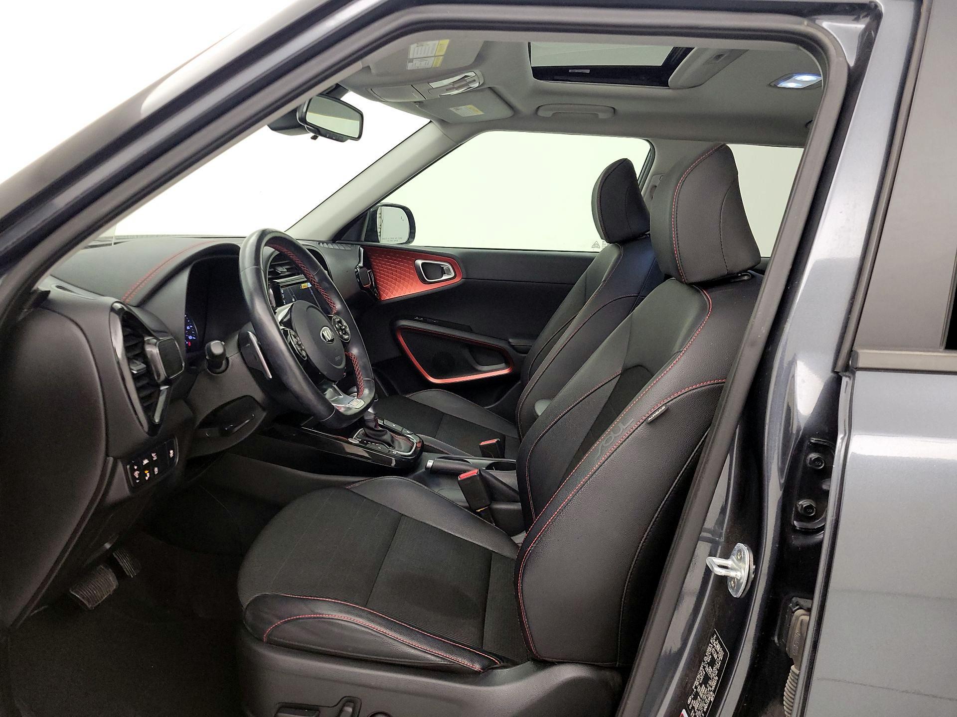 Thumbnail: 2020 Kia Soul - 11