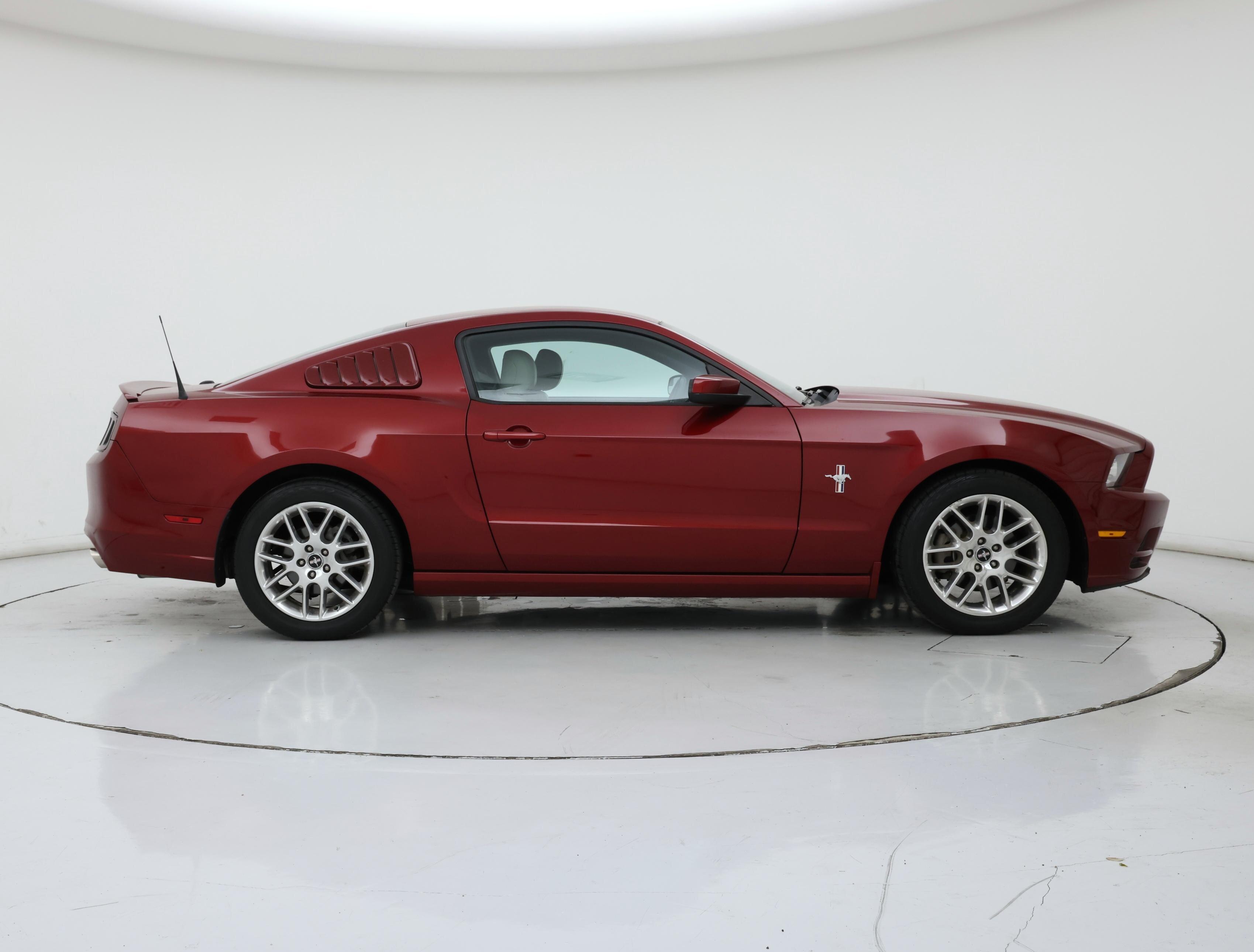Thumbnail: 2014 Ford Mustang - 7