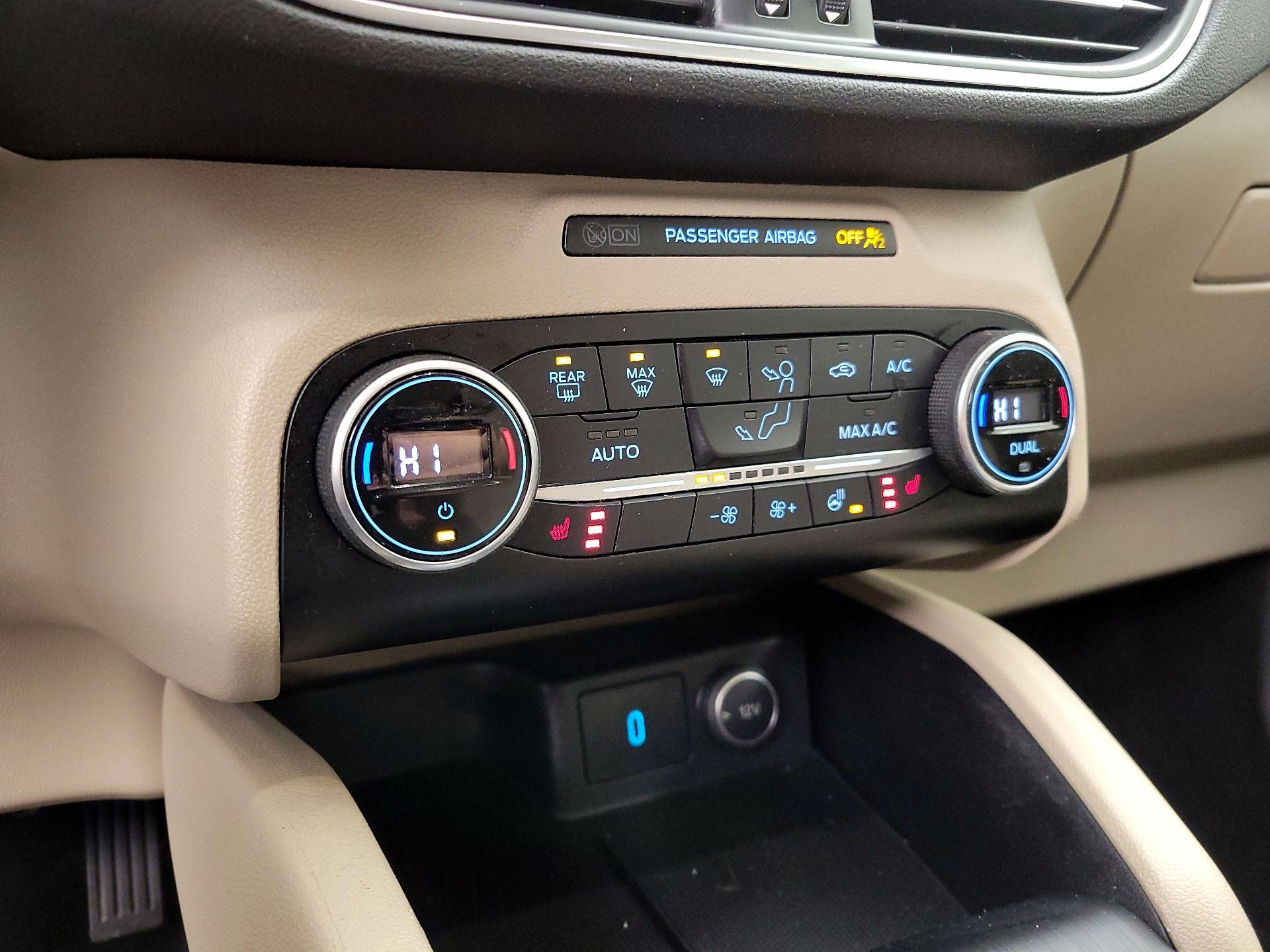 Thumbnail: 2020 Ford Escape - 17