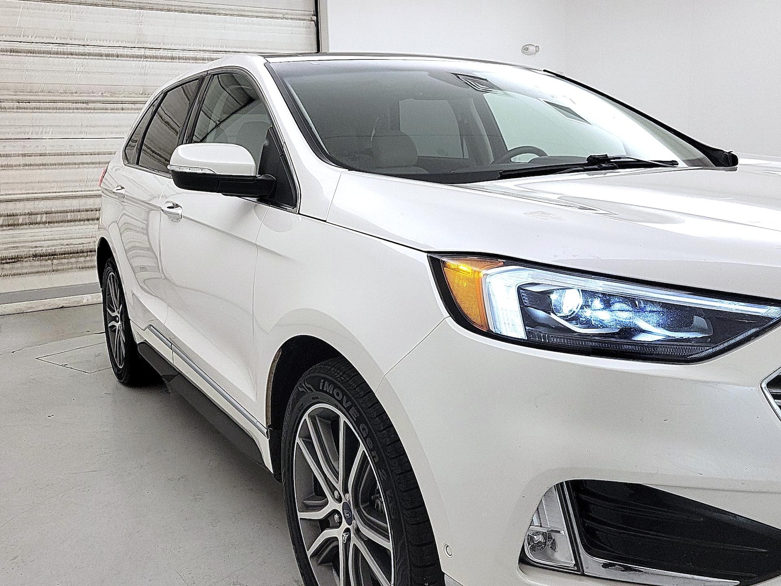 2019 Ford Edge Titanium
