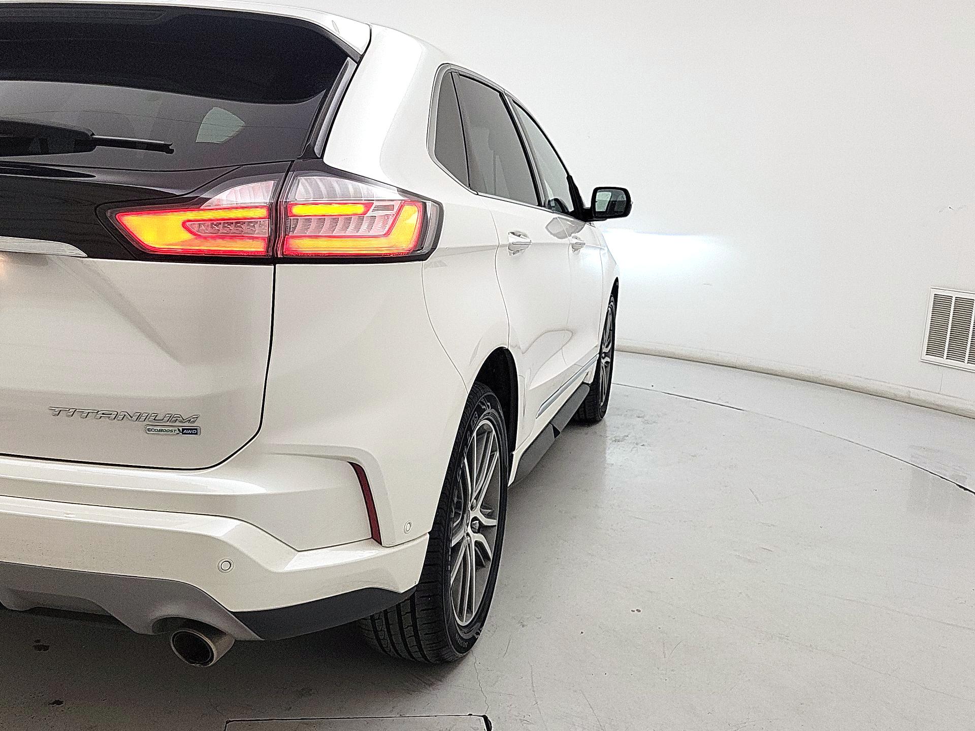 Thumbnail: 2019 Ford Edge - 5