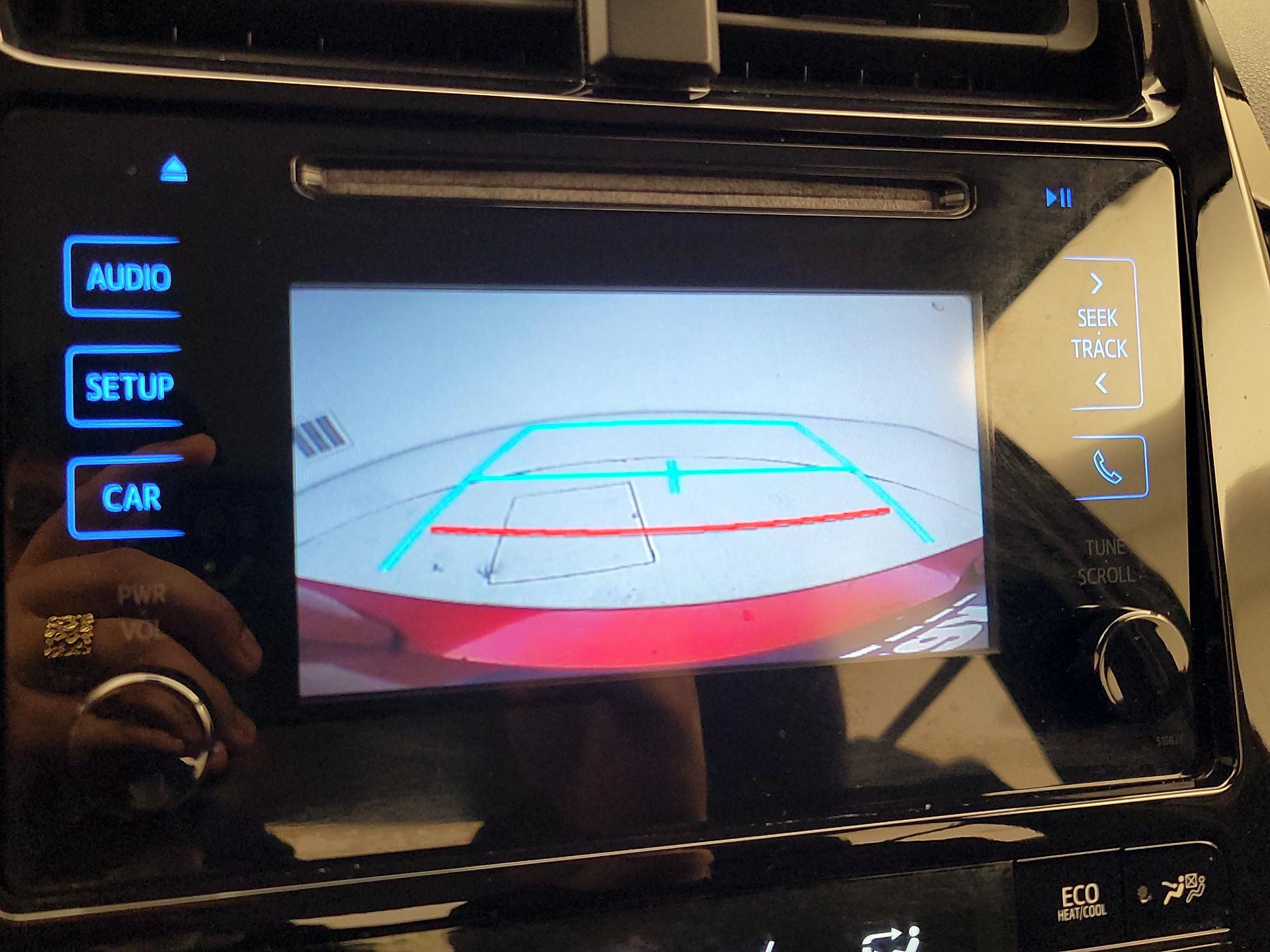 Thumbnail: 2018 Toyota Prius - 12