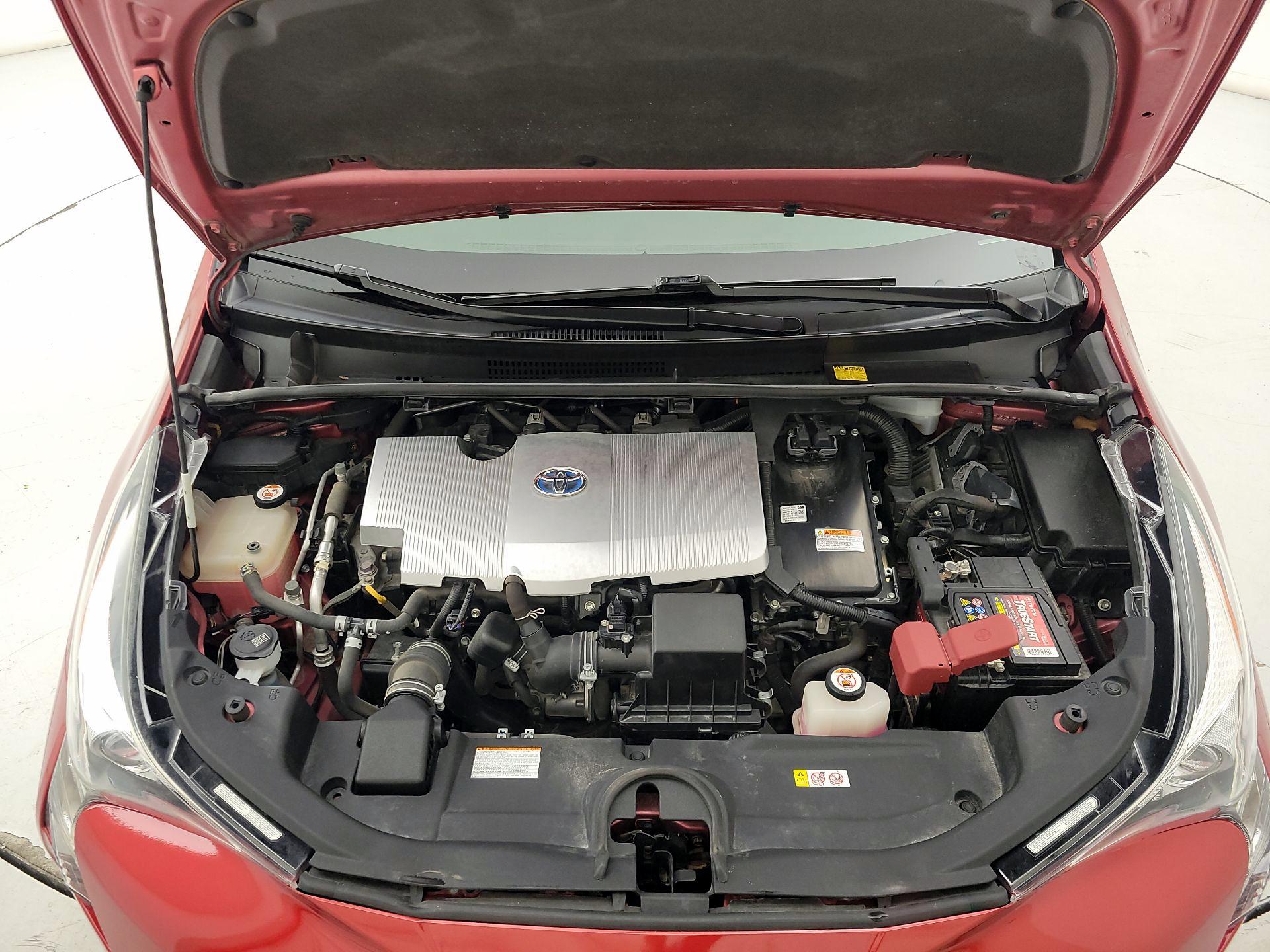 Thumbnail: 2018 Toyota Prius - 18