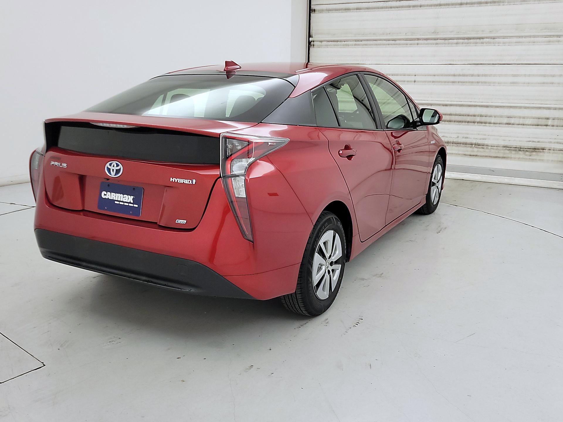 Thumbnail: 2018 Toyota Prius - 5
