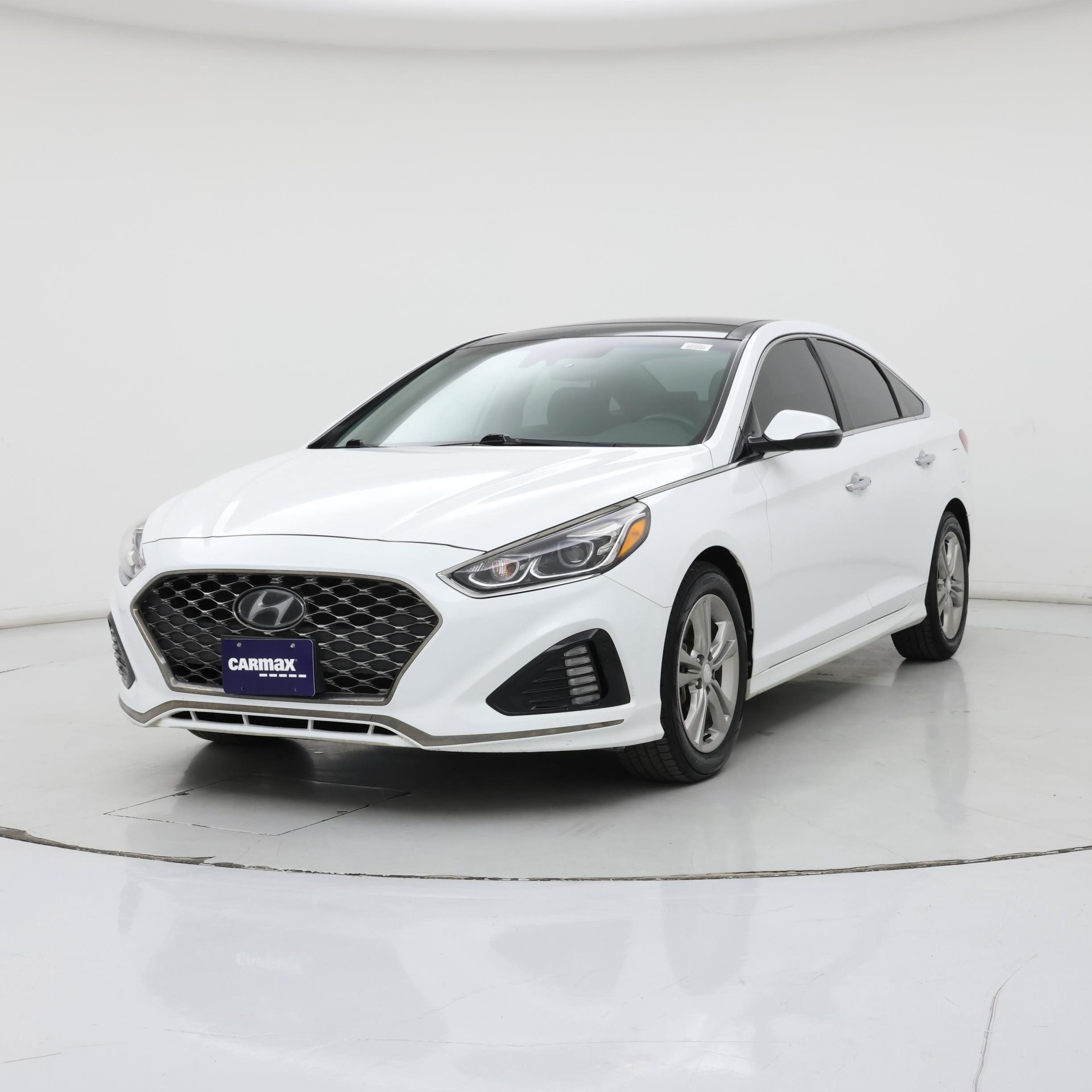 Thumbnail: 2019 Hyundai Sonata - 4