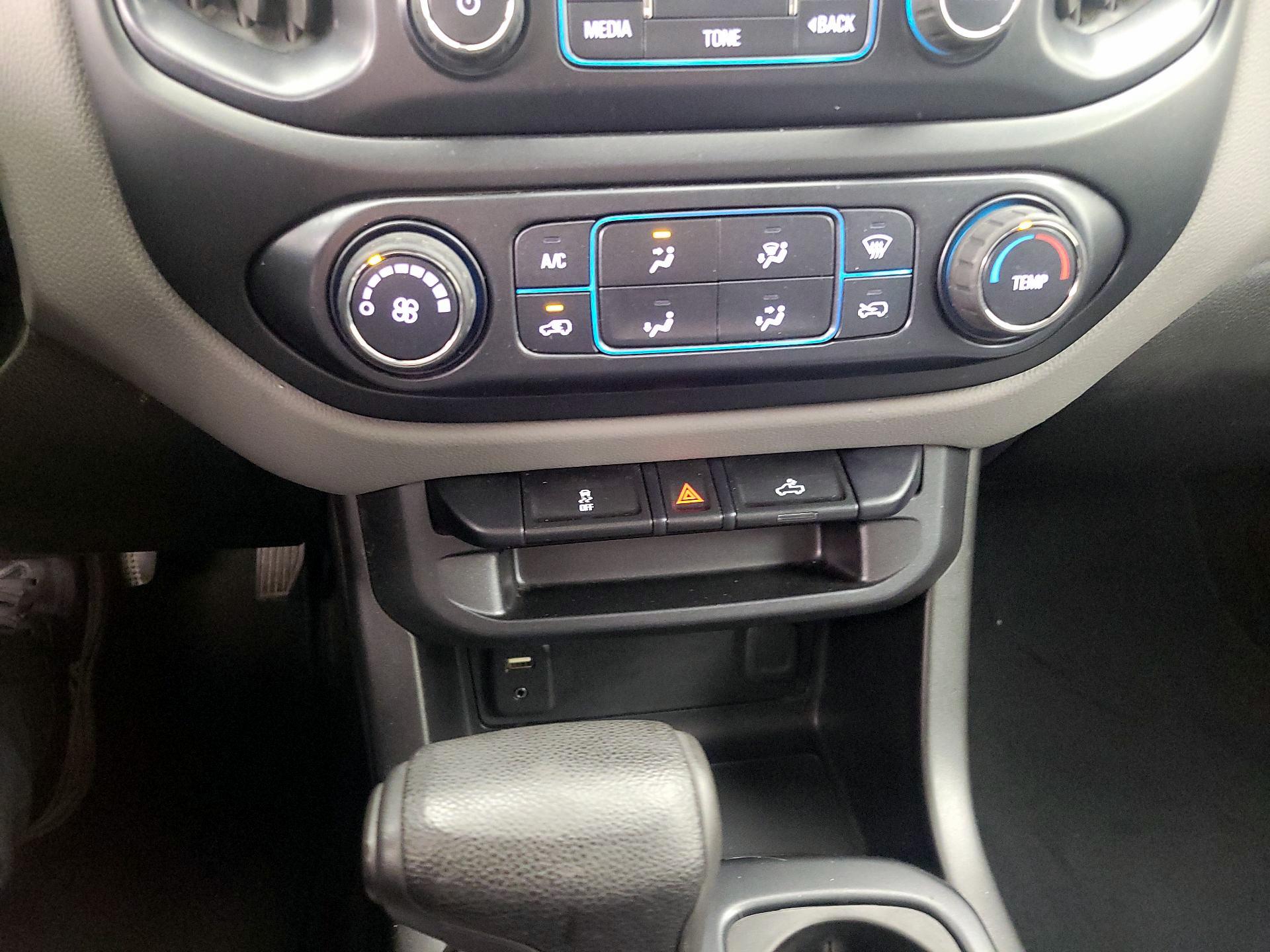 Thumbnail: 2017 Chevrolet Colorado - 16