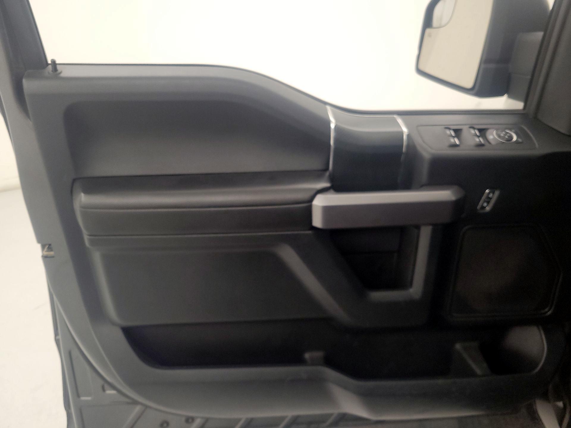 Thumbnail: 2019 Ford F-150 - 12