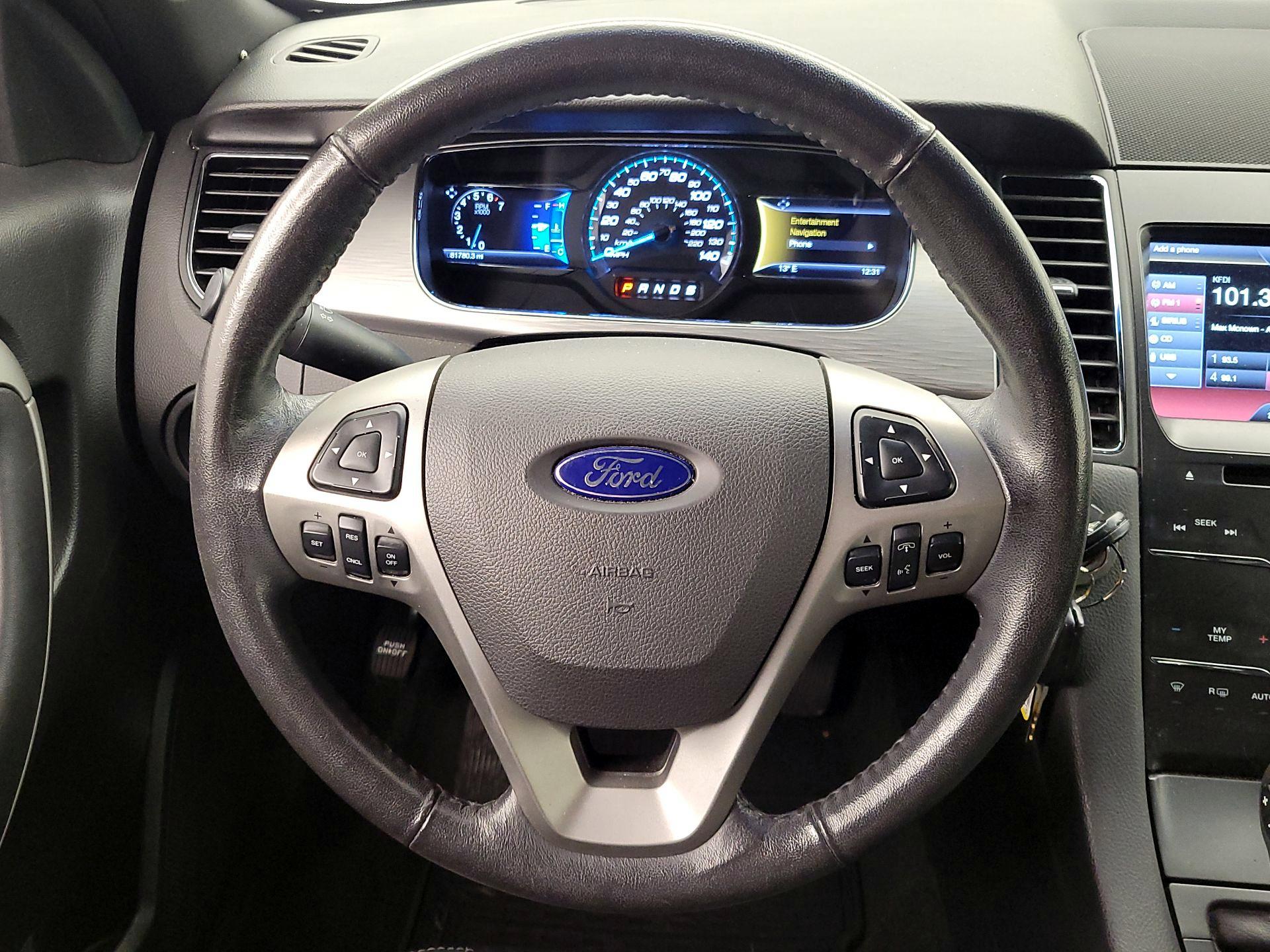 Thumbnail: 2014 Ford Taurus - 10