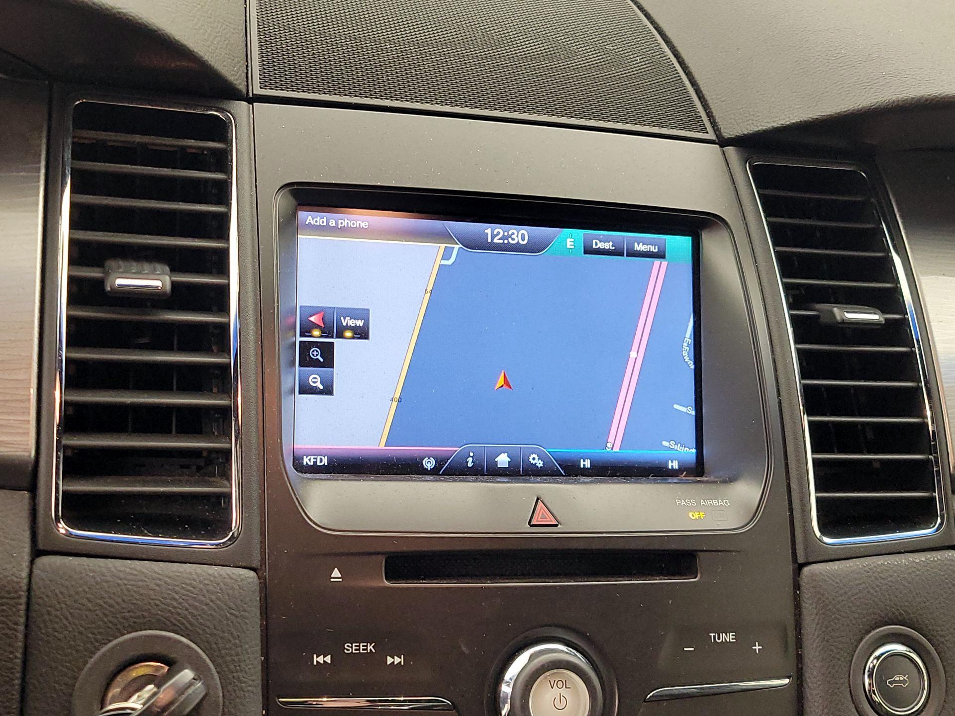 Thumbnail: 2014 Ford Taurus - 14