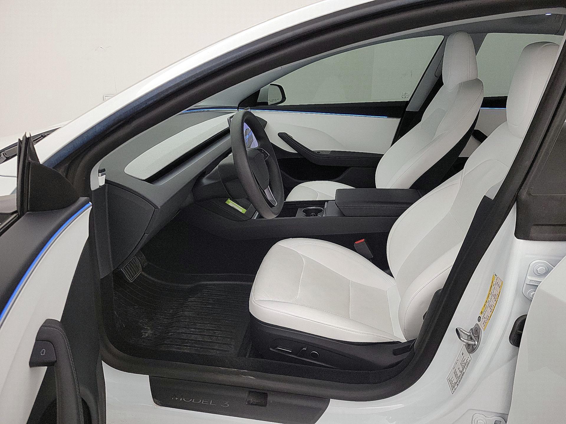 Thumbnail: 2025 Tesla Model 3 - 9