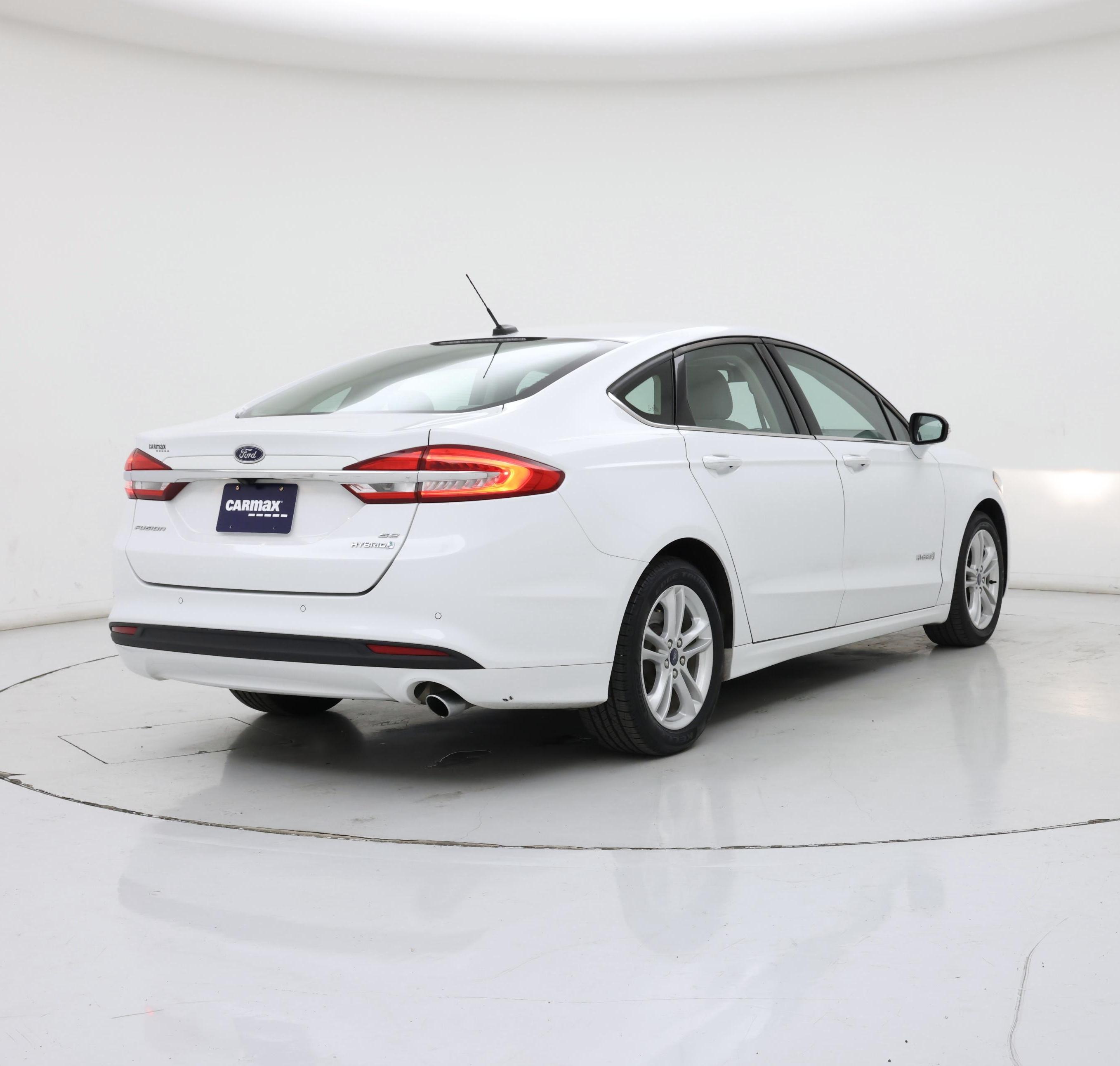 Thumbnail: 2018 Ford Fusion - 8