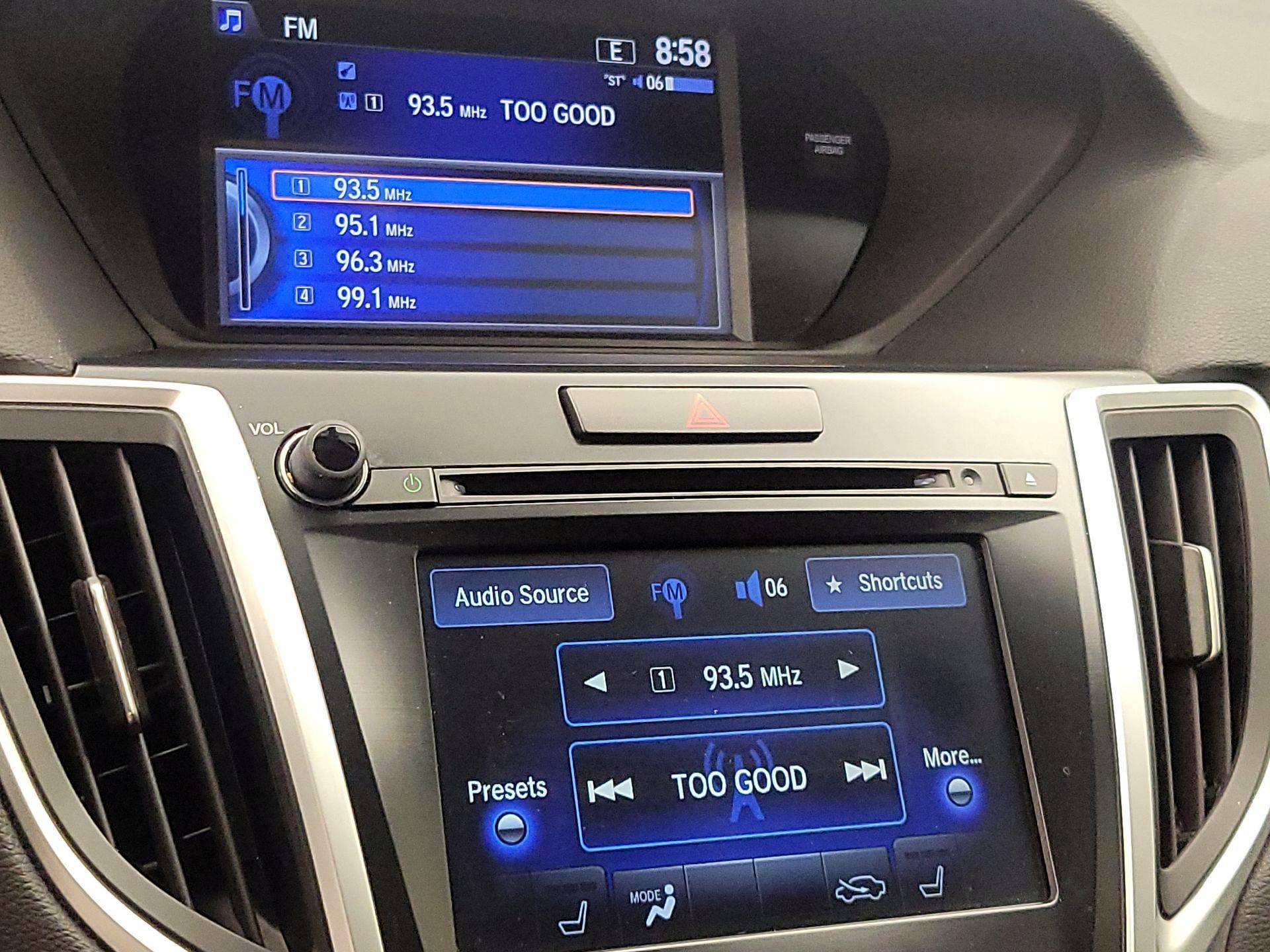 Thumbnail: 2017 Acura TLX - 15