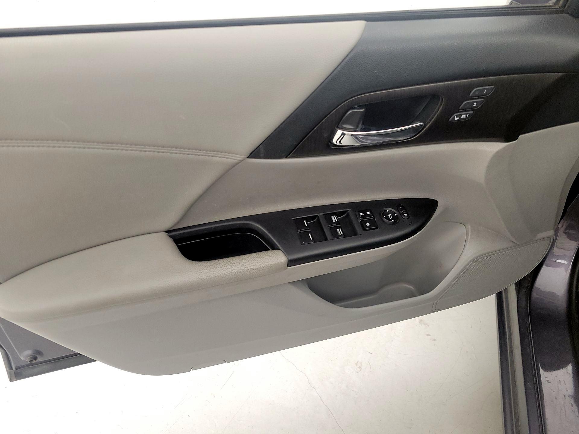 Thumbnail: 2014 Honda Accord - 12