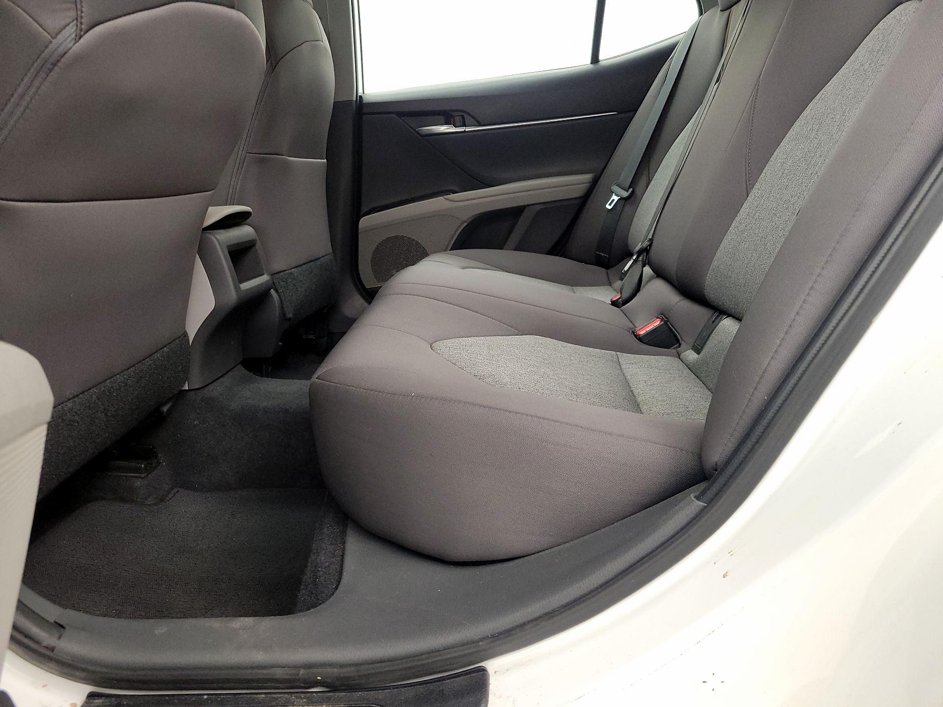 Thumbnail: 2019 Toyota Camry - 19