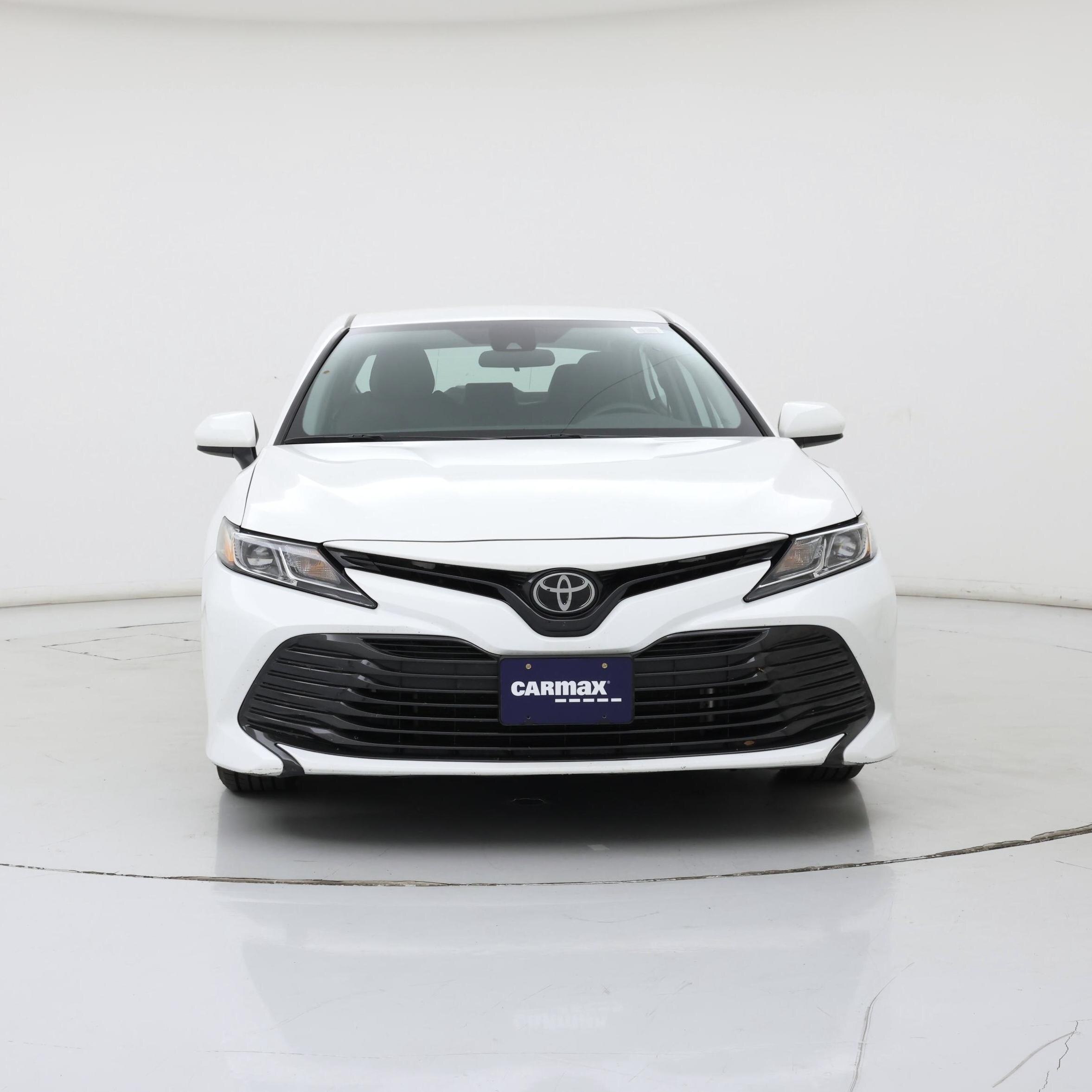Thumbnail: 2019 Toyota Camry - 5